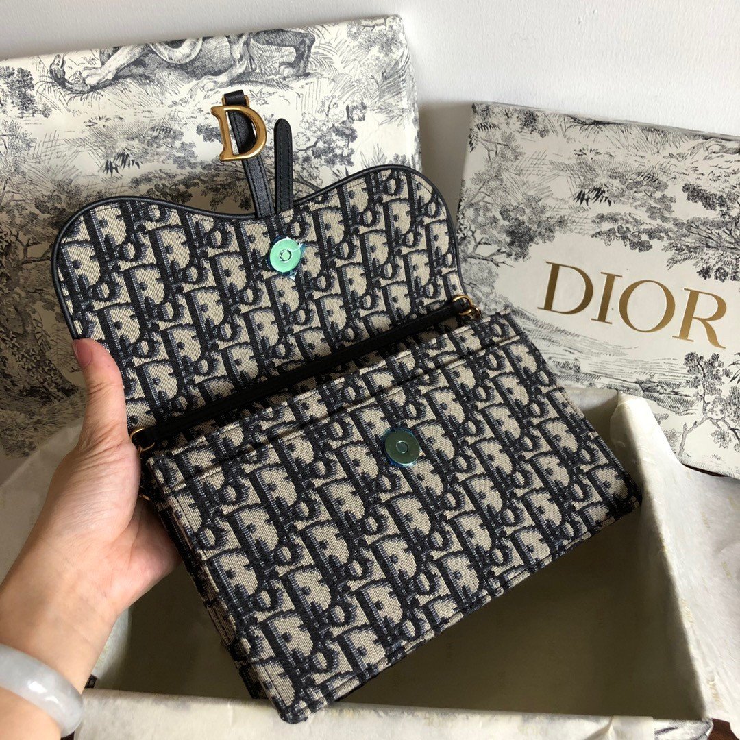 Dior Saddle Chain Pouch In Blue Dior Oblique Jacquard