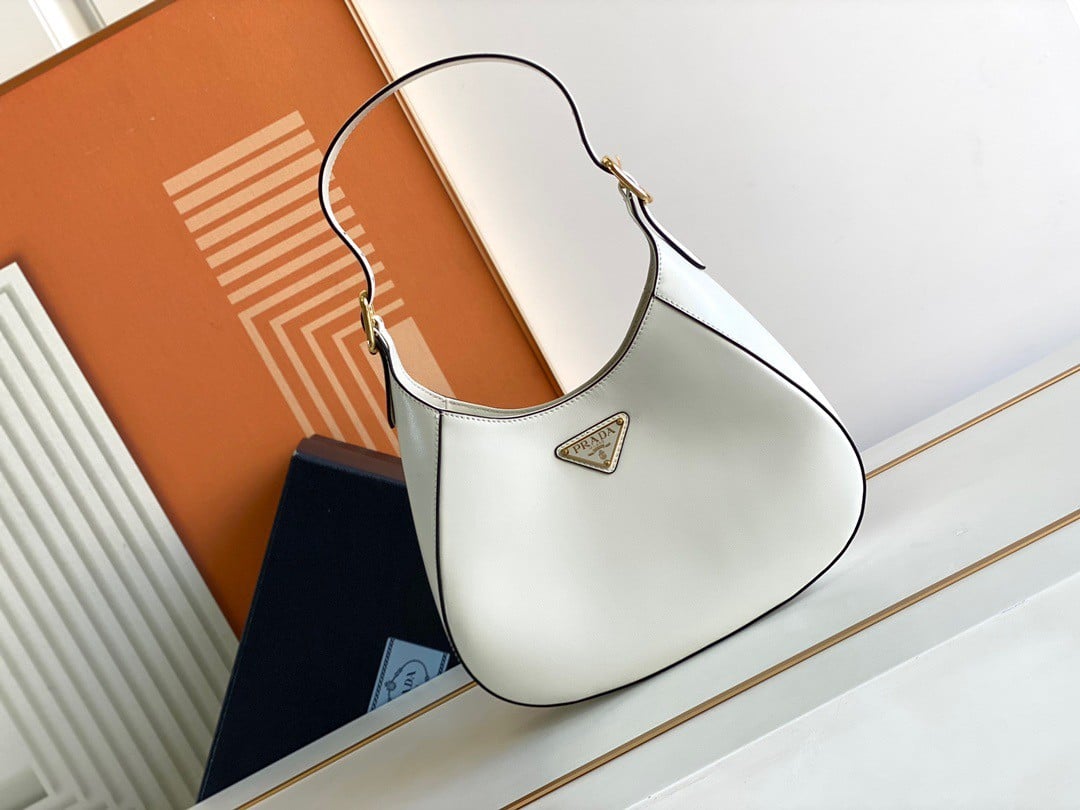 Prada Shoulder Bag in White Leather