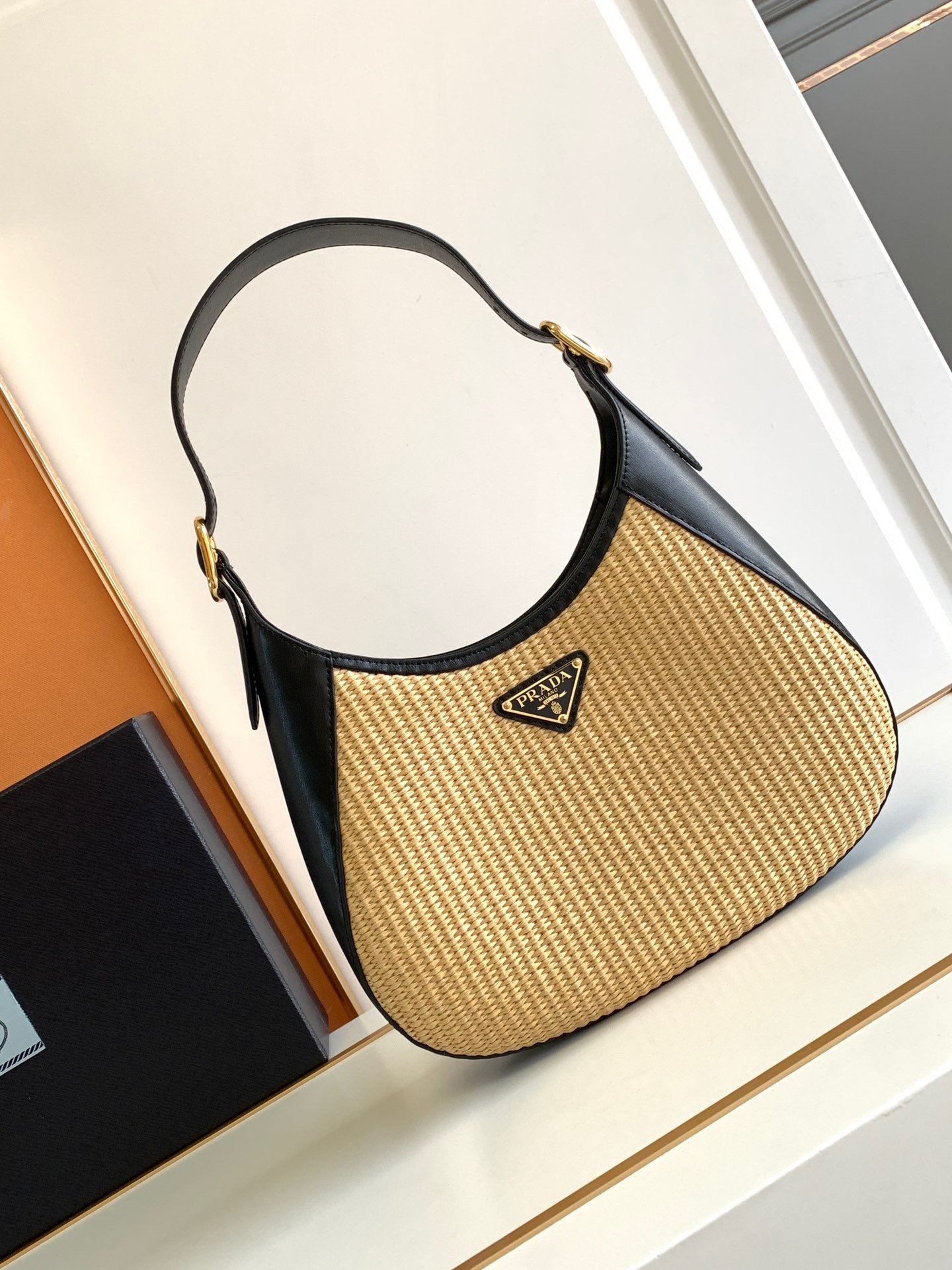 Prada Shoulder Bag in Woven Straw and Black Leather