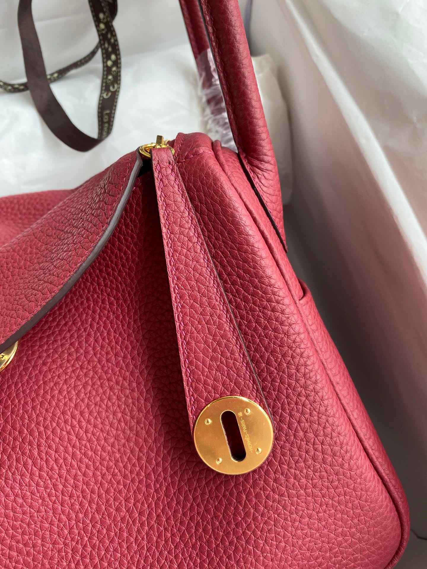 Hermes Lindy 26 Handmade Bag In Ruby Clemence Leather