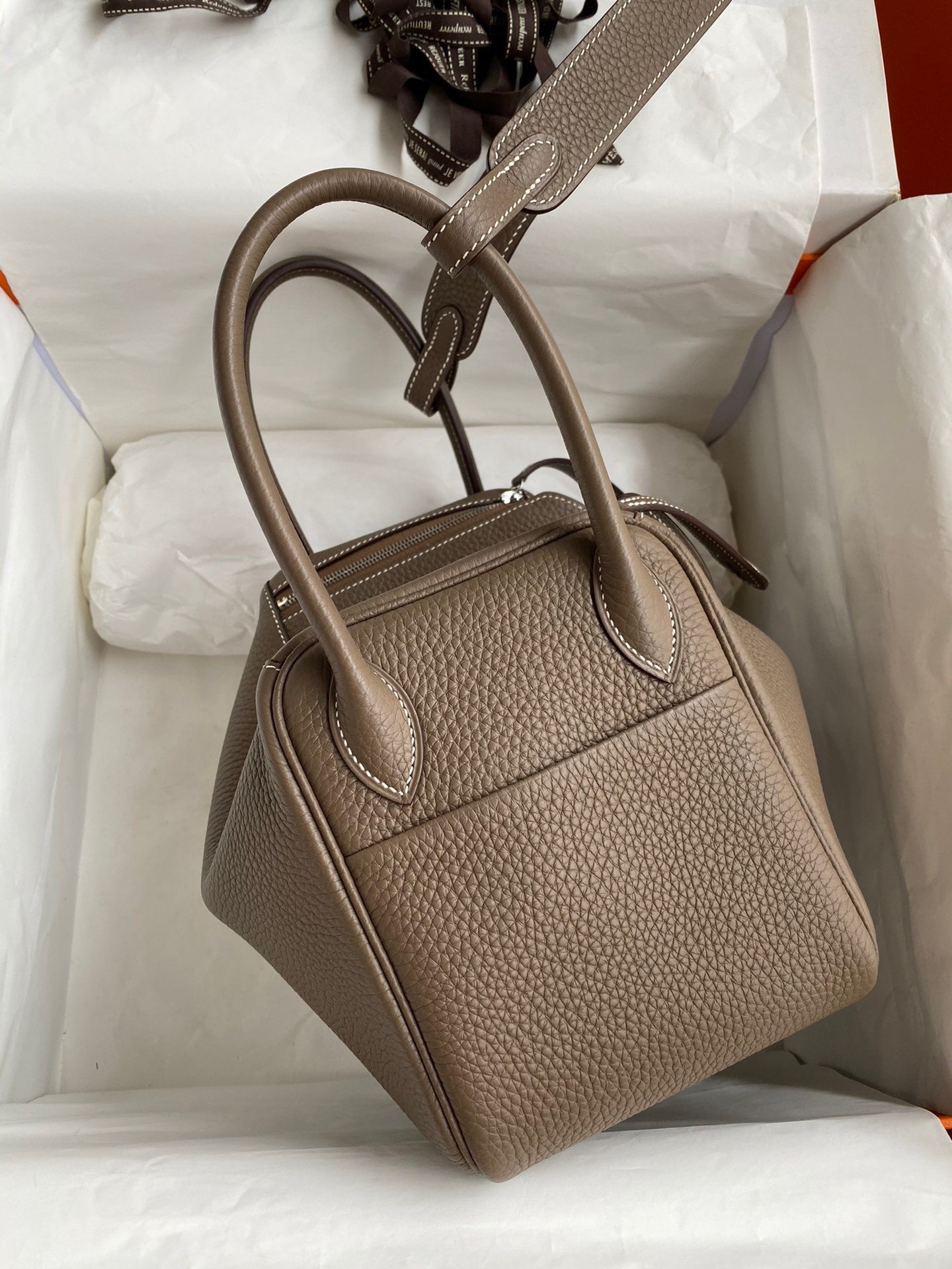 Hermes Lindy 26 Handmade Bag In Taupe Clemence Leather