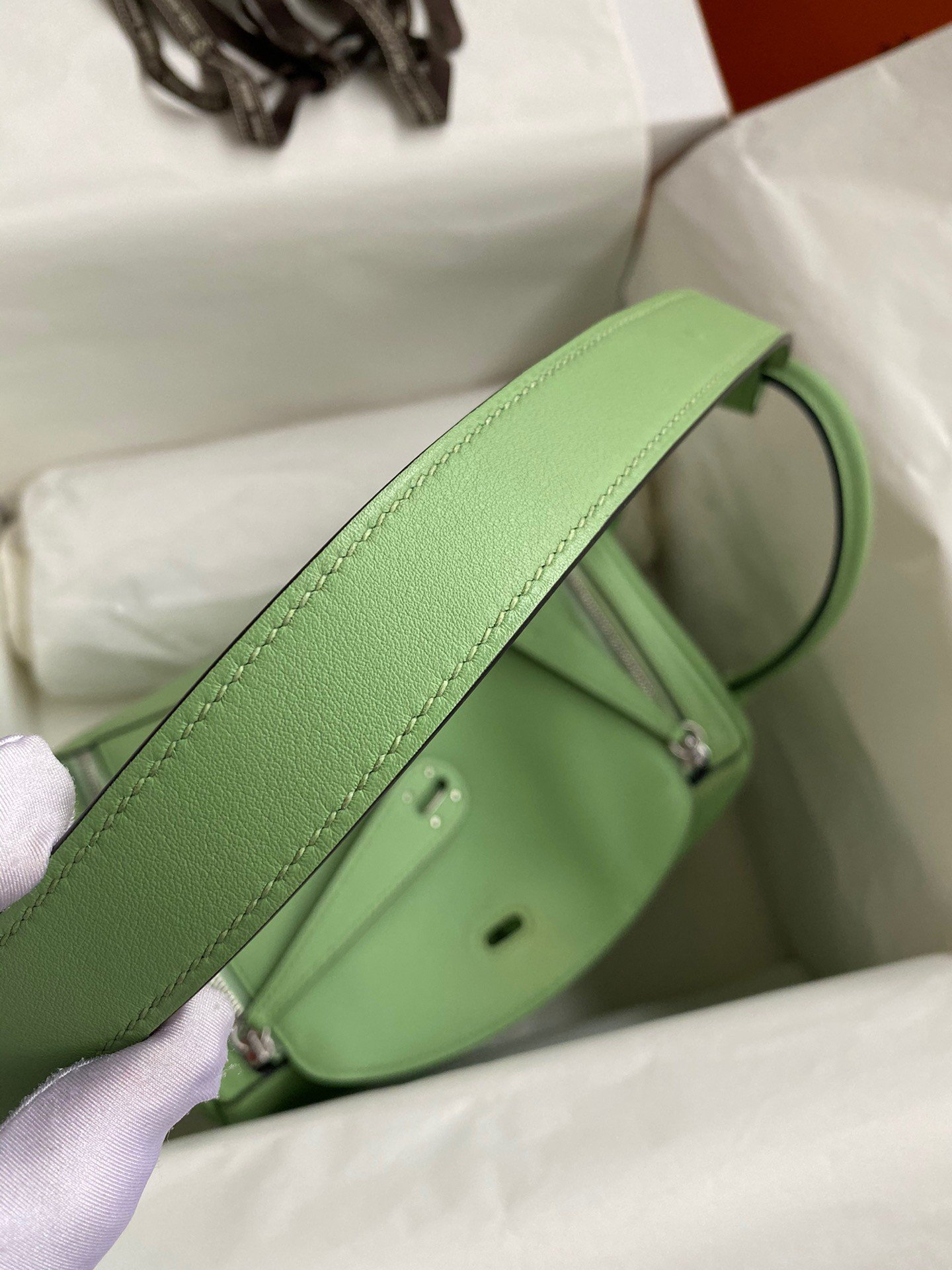 Hermes Lindy 26 Handmade Bag In Vert Cypres Swift Calfskin