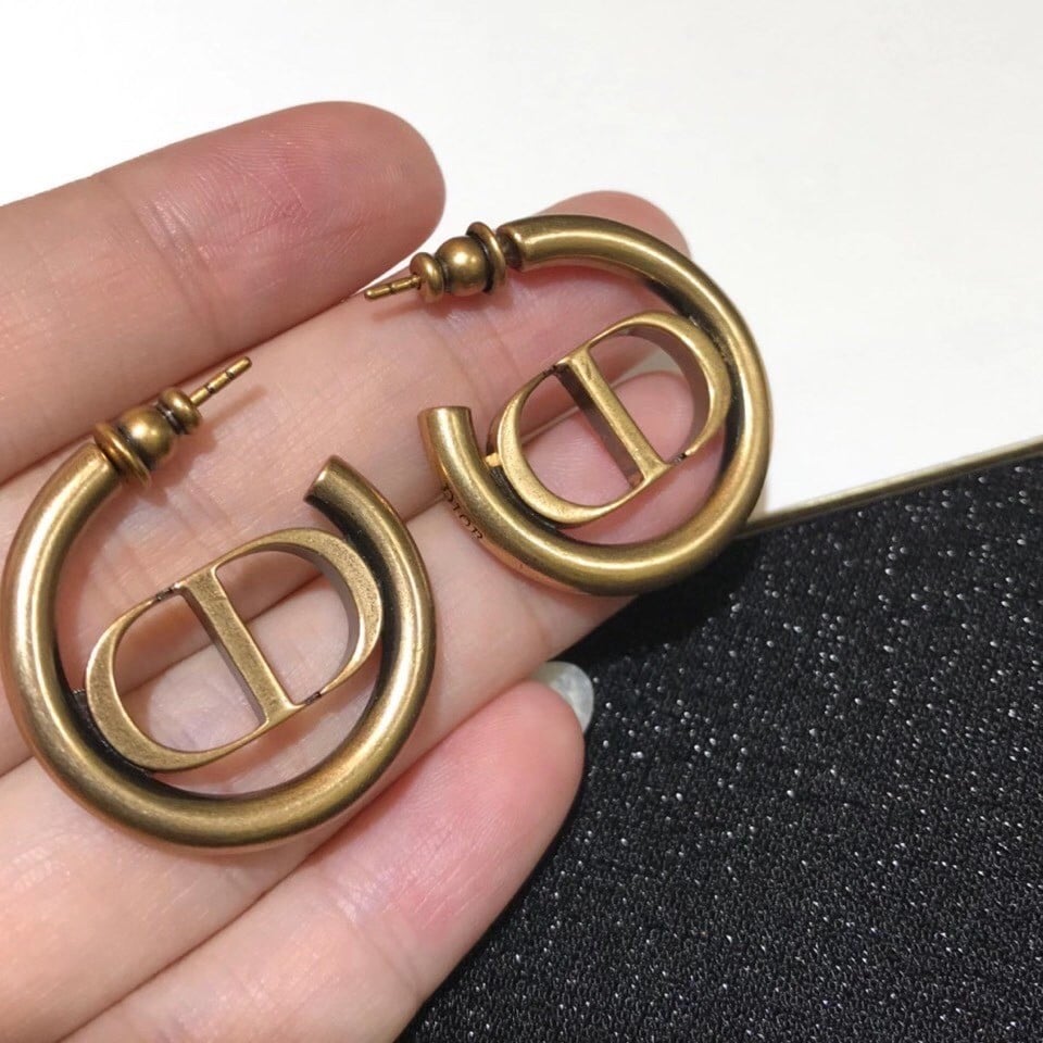 Dior 30 Montaigne Hoop Earrings In Antique Gold-Finish Metal