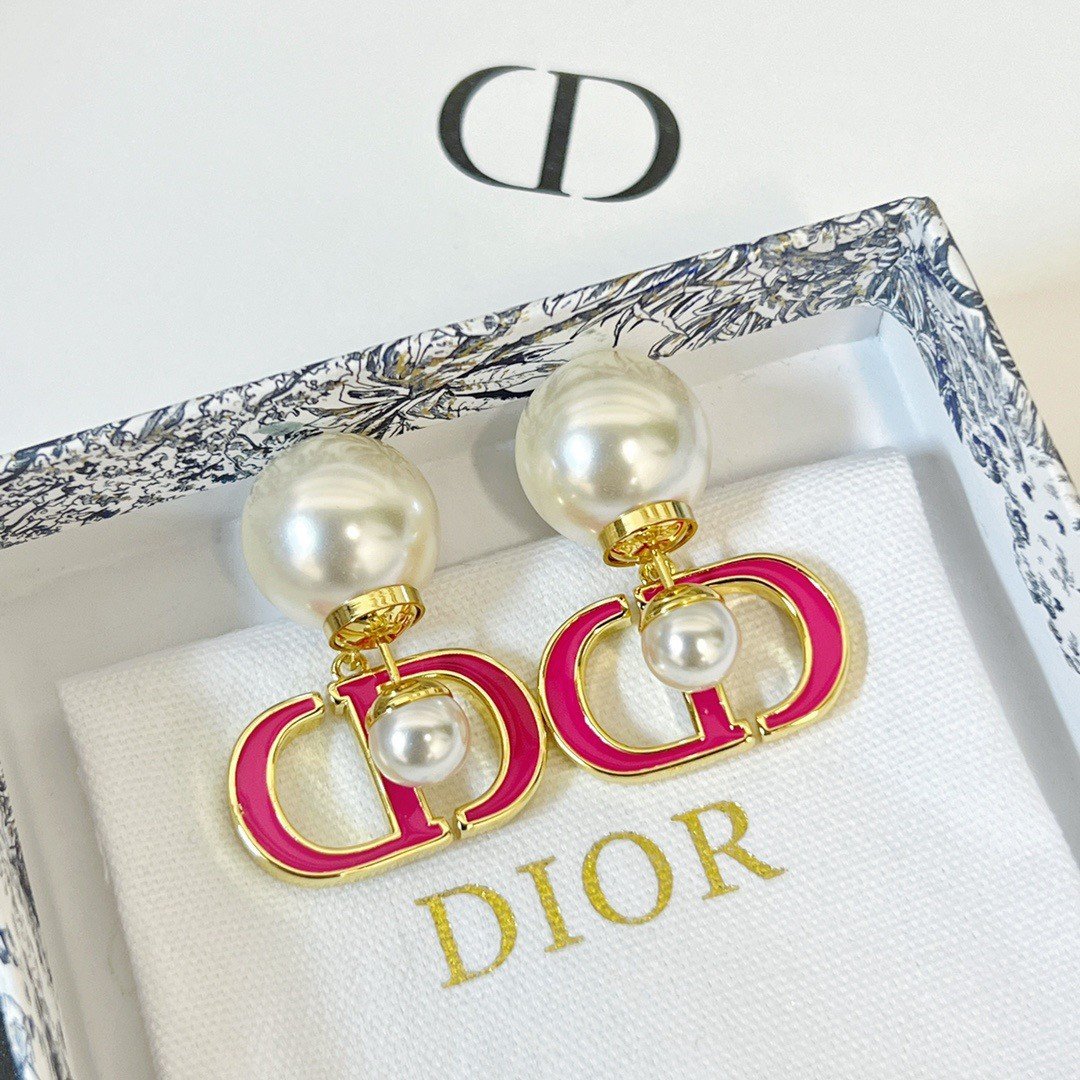 Dior Tribales Earrings in Metal and White Pearls with Rani Pink Lacquer