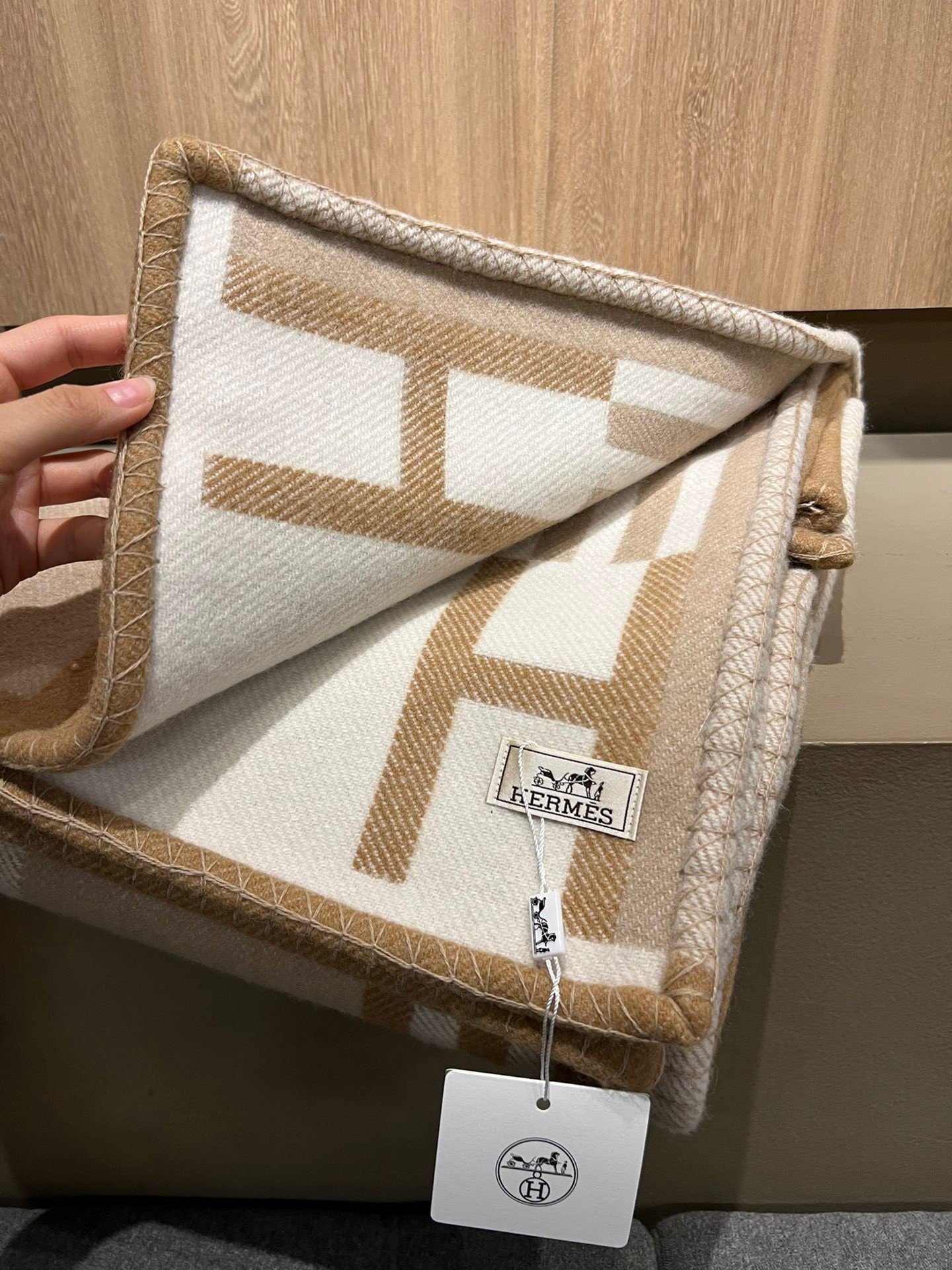 Hermes Ithaque Blanket in Beige Wool and Cashmere