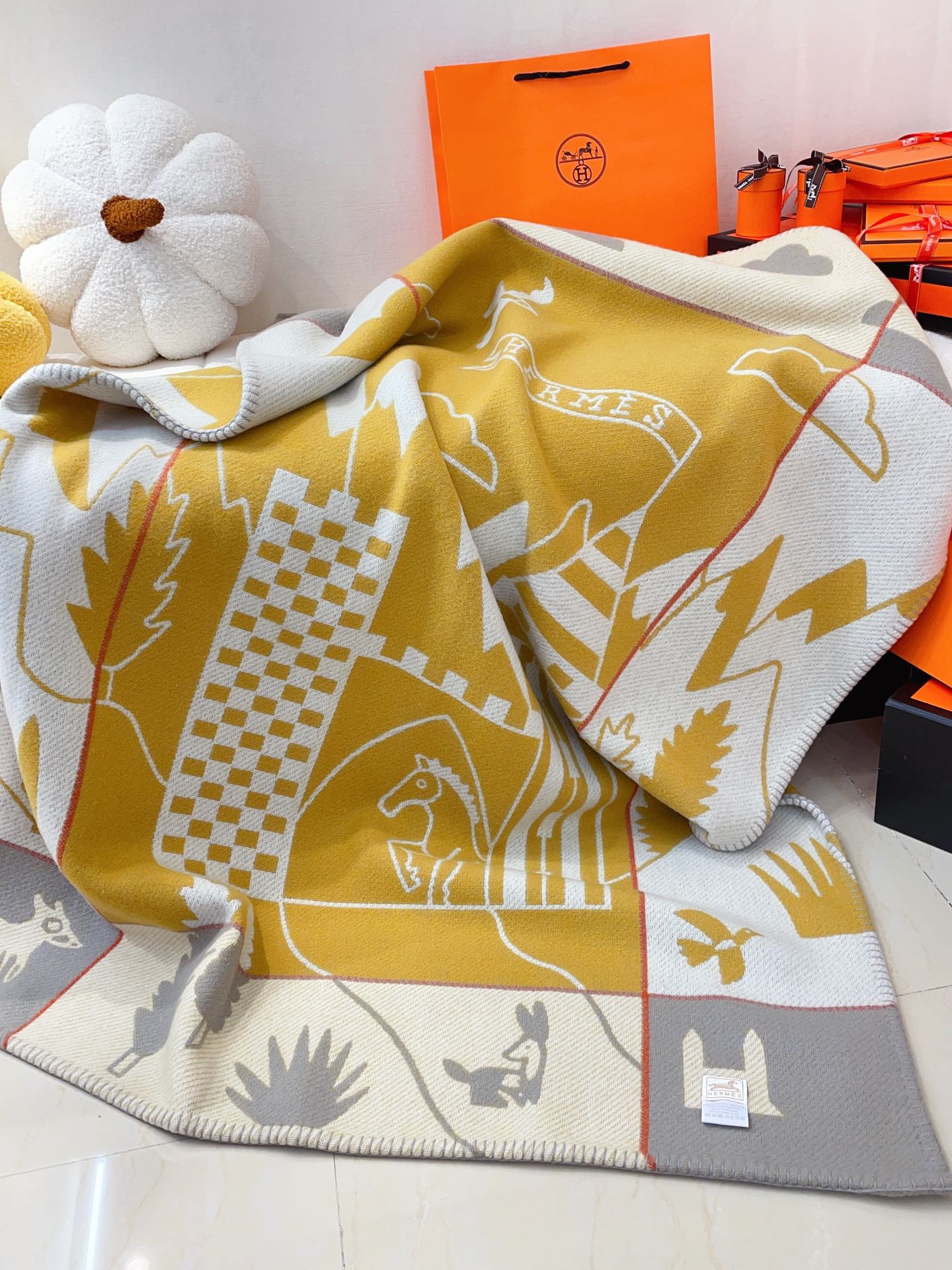 Hermes Avalon Epopee Blanket in Jaune Wool and Cashmere