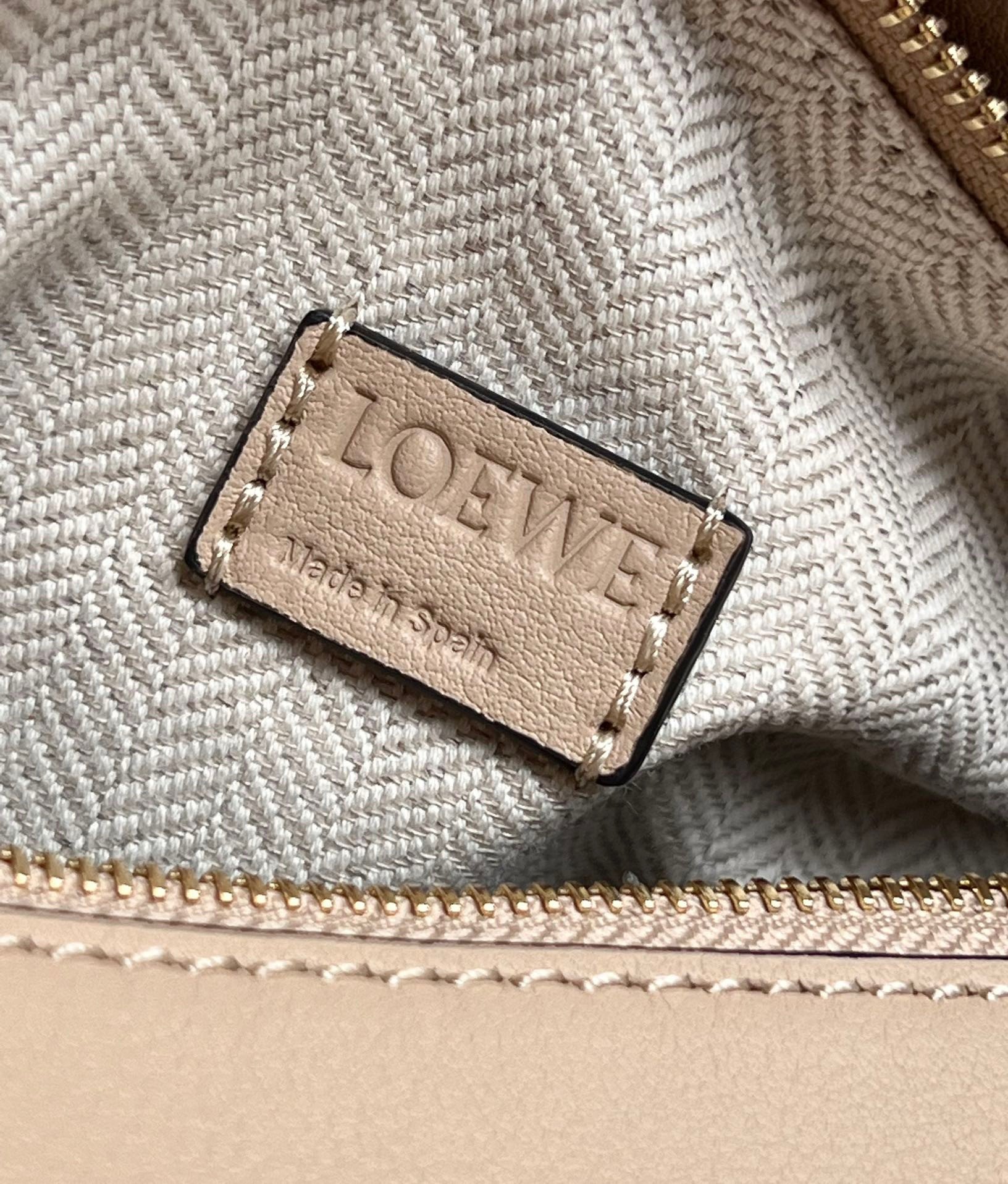 Loewe Puzzle Mini Bag In White/Warm Desert Calfskin