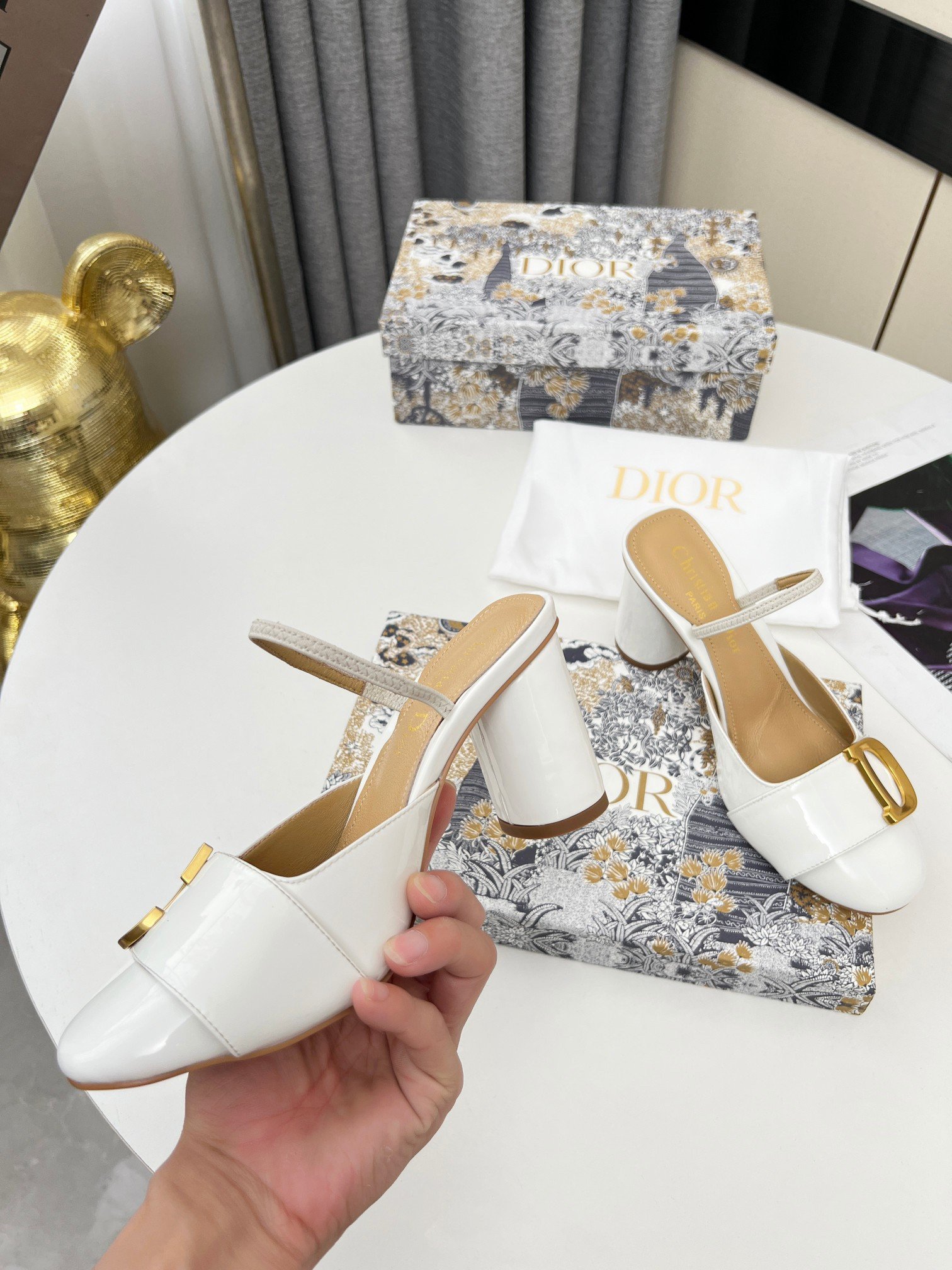 Dior C'est Slingback Pumps 80MM in White Patent Calfskin