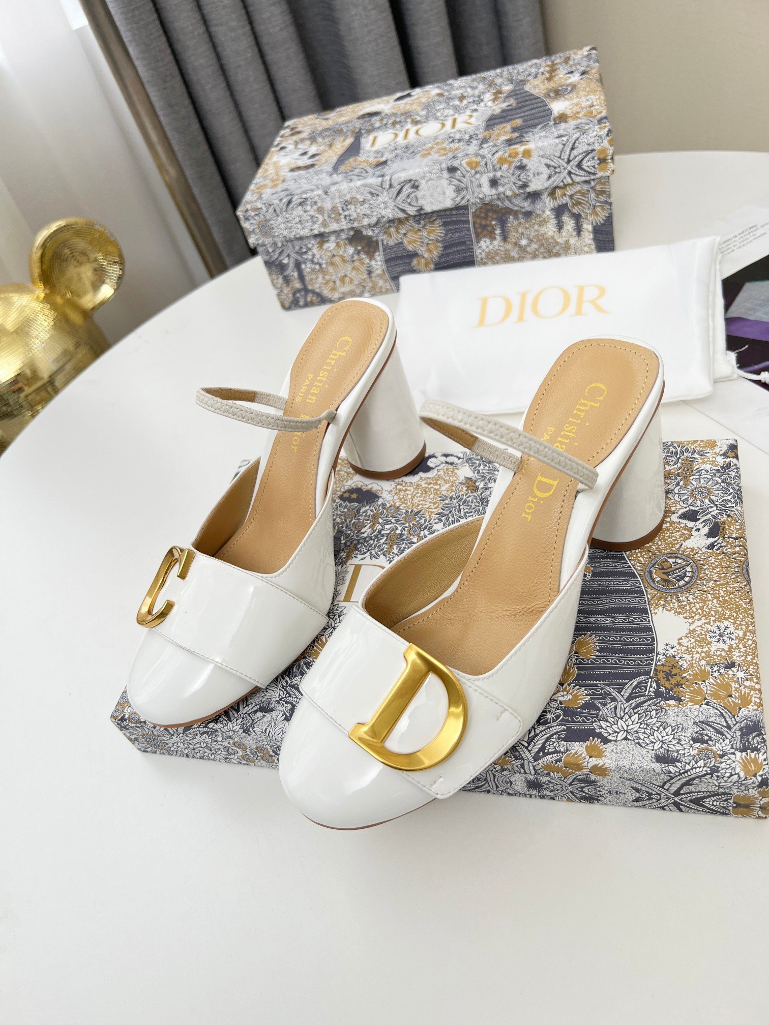 Dior C'est Slingback Pumps 80MM in White Patent Calfskin