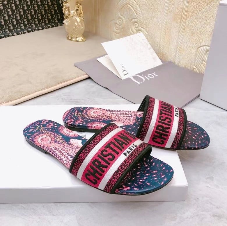 Dior Dway Slides In Fuchsia Animals Embroidered Cotton