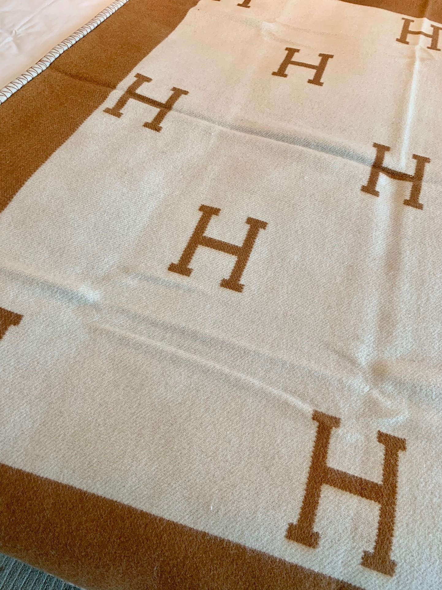 Hermes Avalon Throw Blanket in Camel Wool and Cashmere