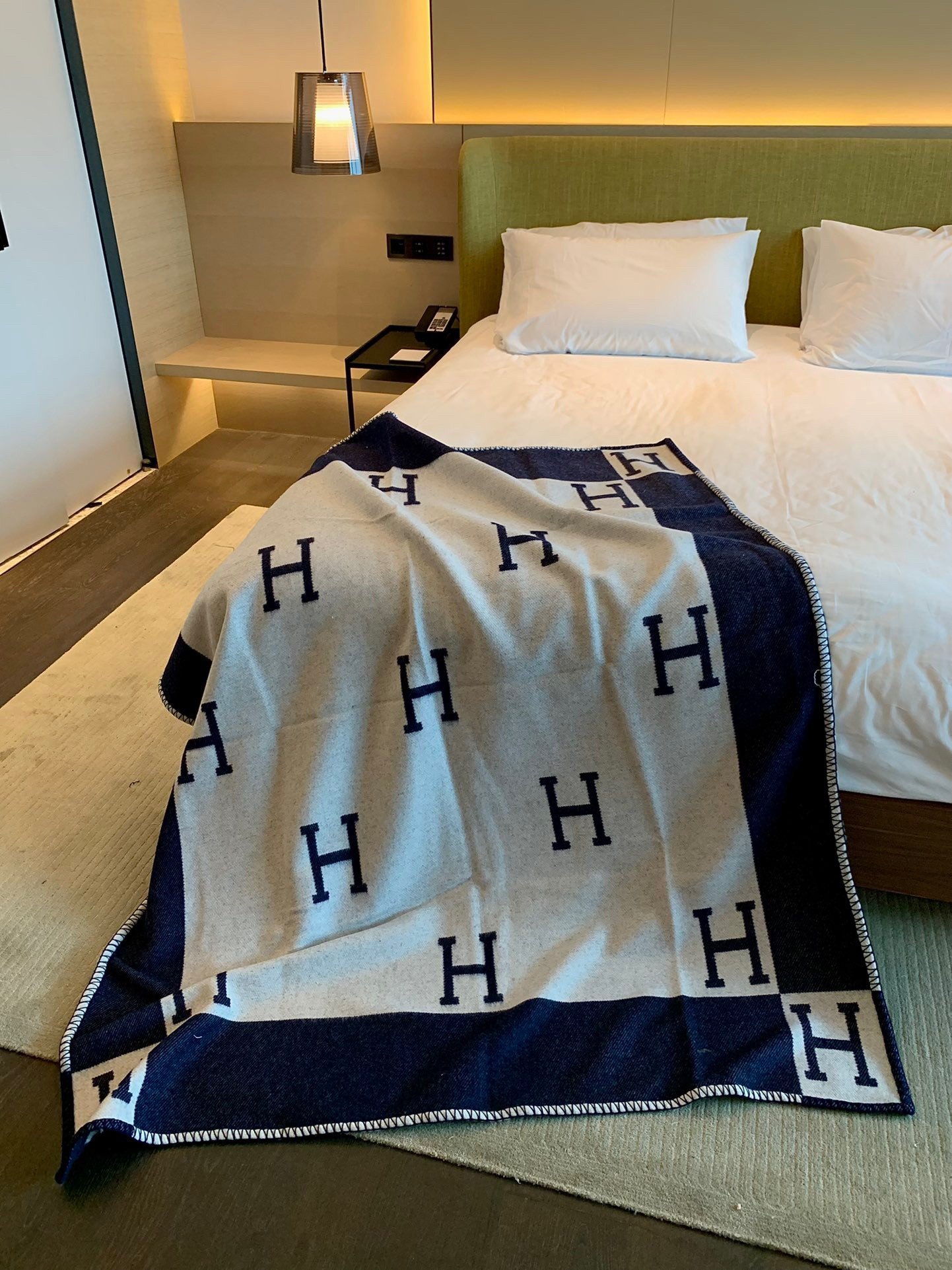 Hermes Avalon Throw Blanket in Blue Wool and Cashmere