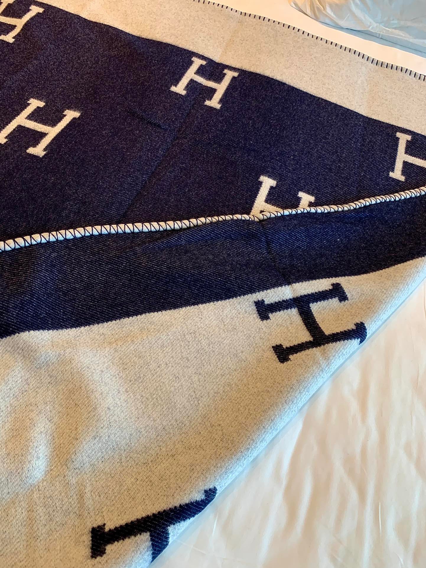 Hermes Avalon Throw Blanket in Blue Wool and Cashmere