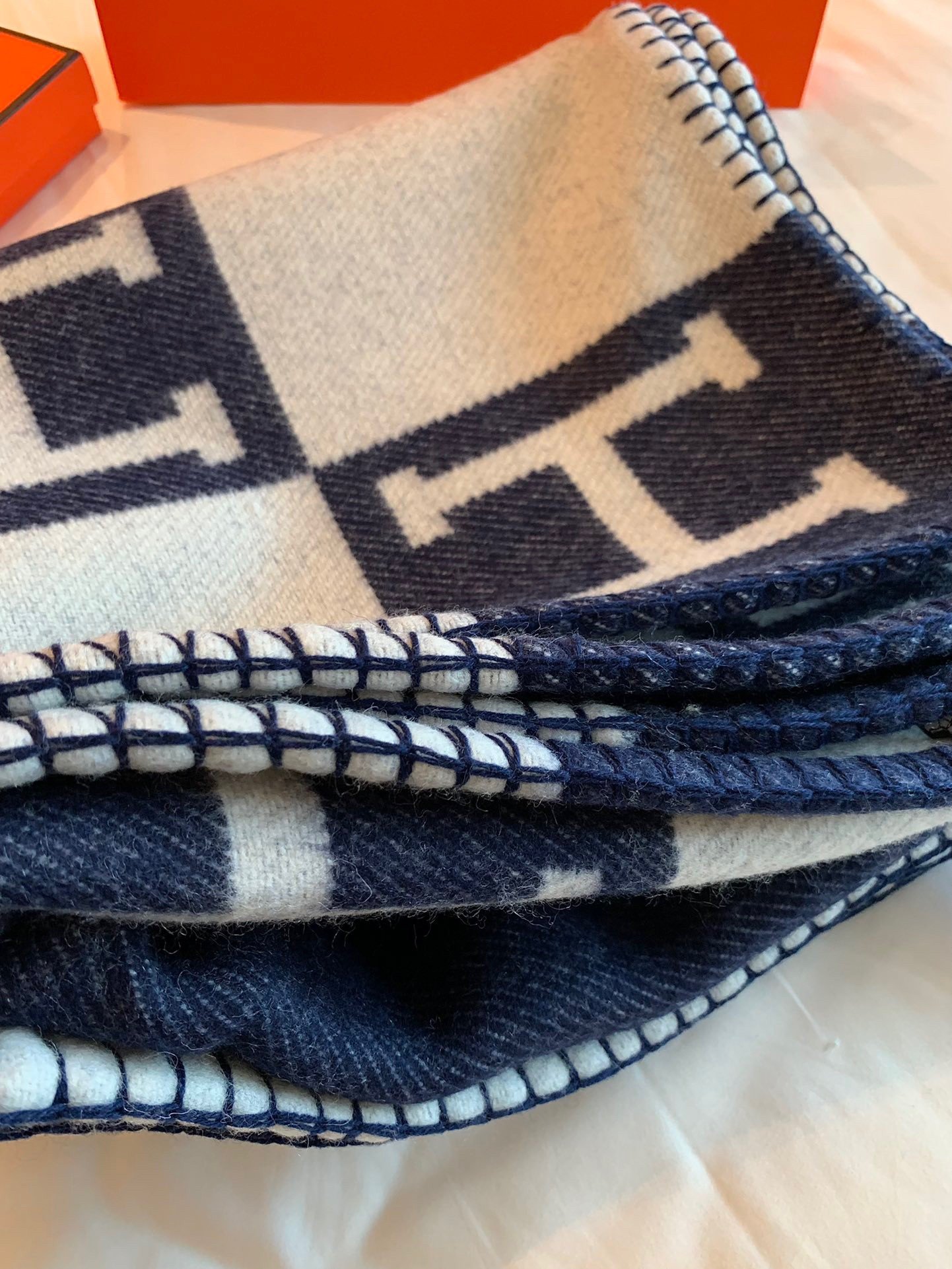 Hermes Avalon Throw Blanket in Blue Wool and Cashmere