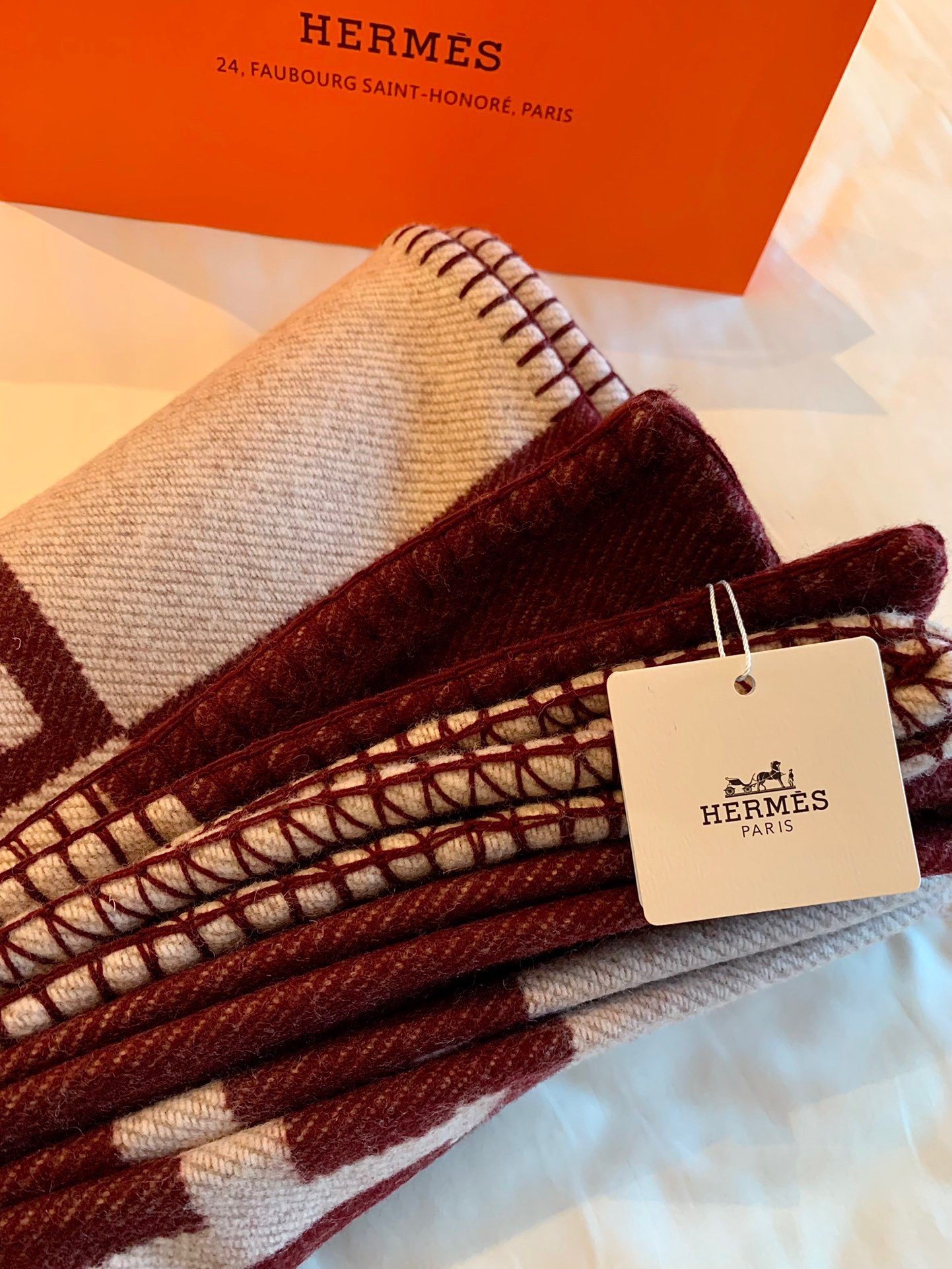 Hermes Avalon Throw Blanket in Fuchsia Wool and Cashmere