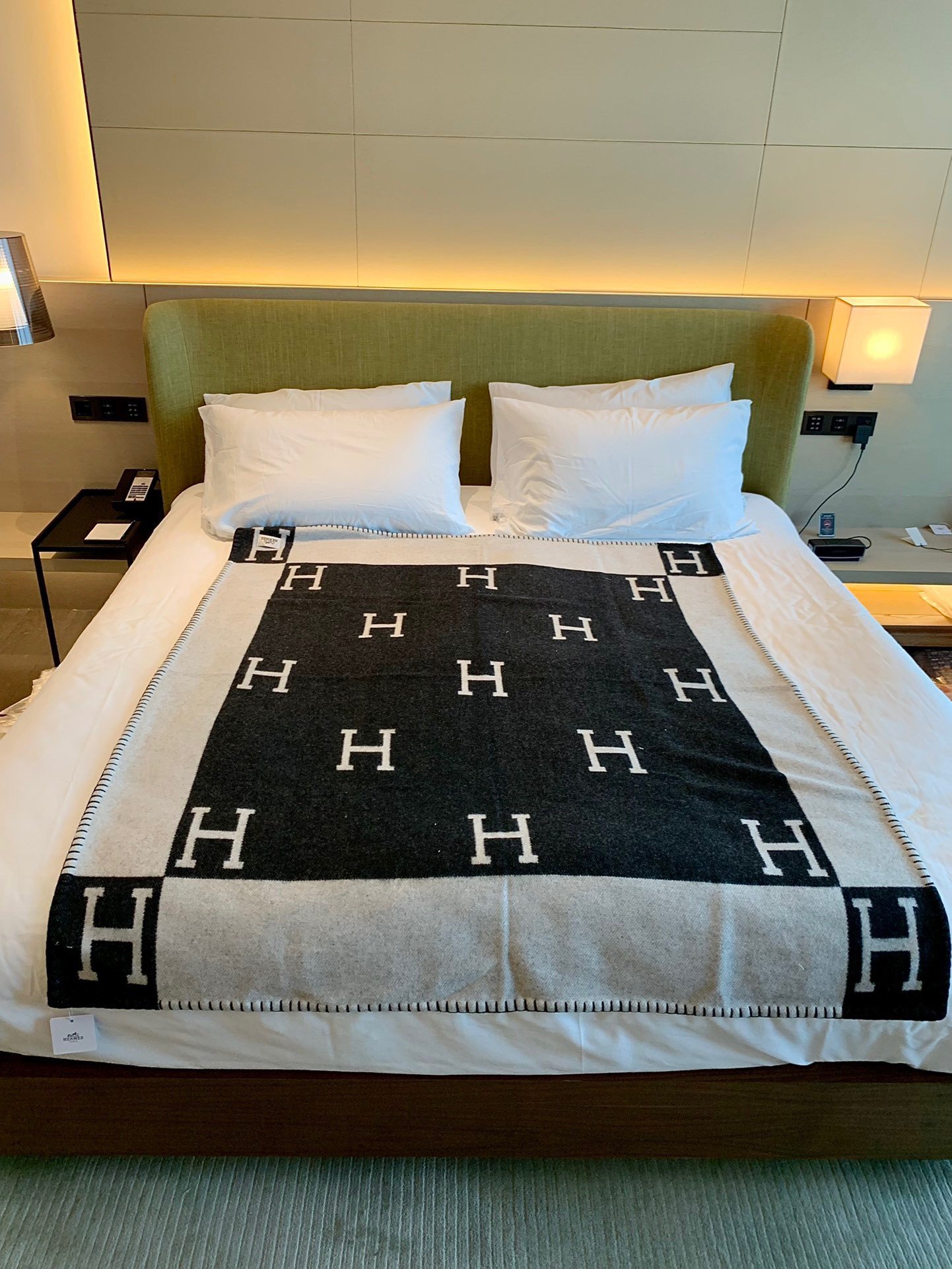 Hermes Avalon Throw Blanket in Black Wool and Cashmere