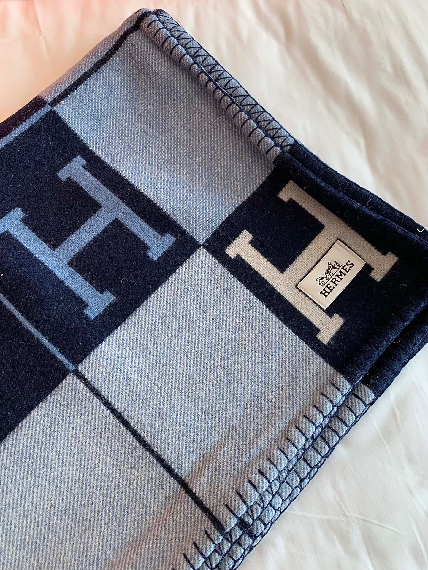 Hermes Avalon III Throw Blanket in Blue Wool and Cashmere