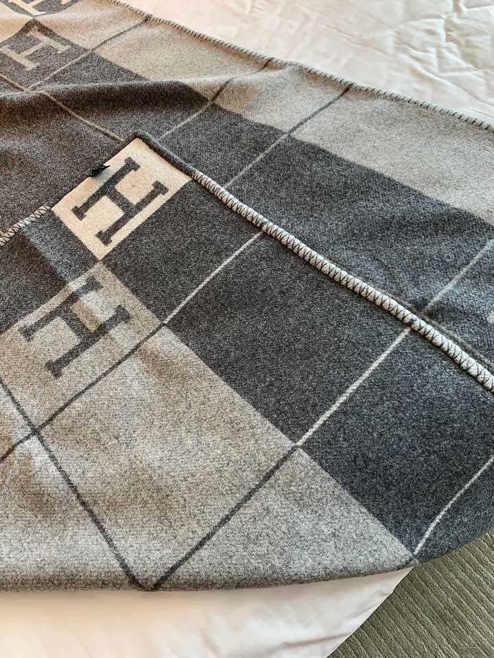 Hermes Avalon III Throw Blanket in Grey Wool and Cashmere