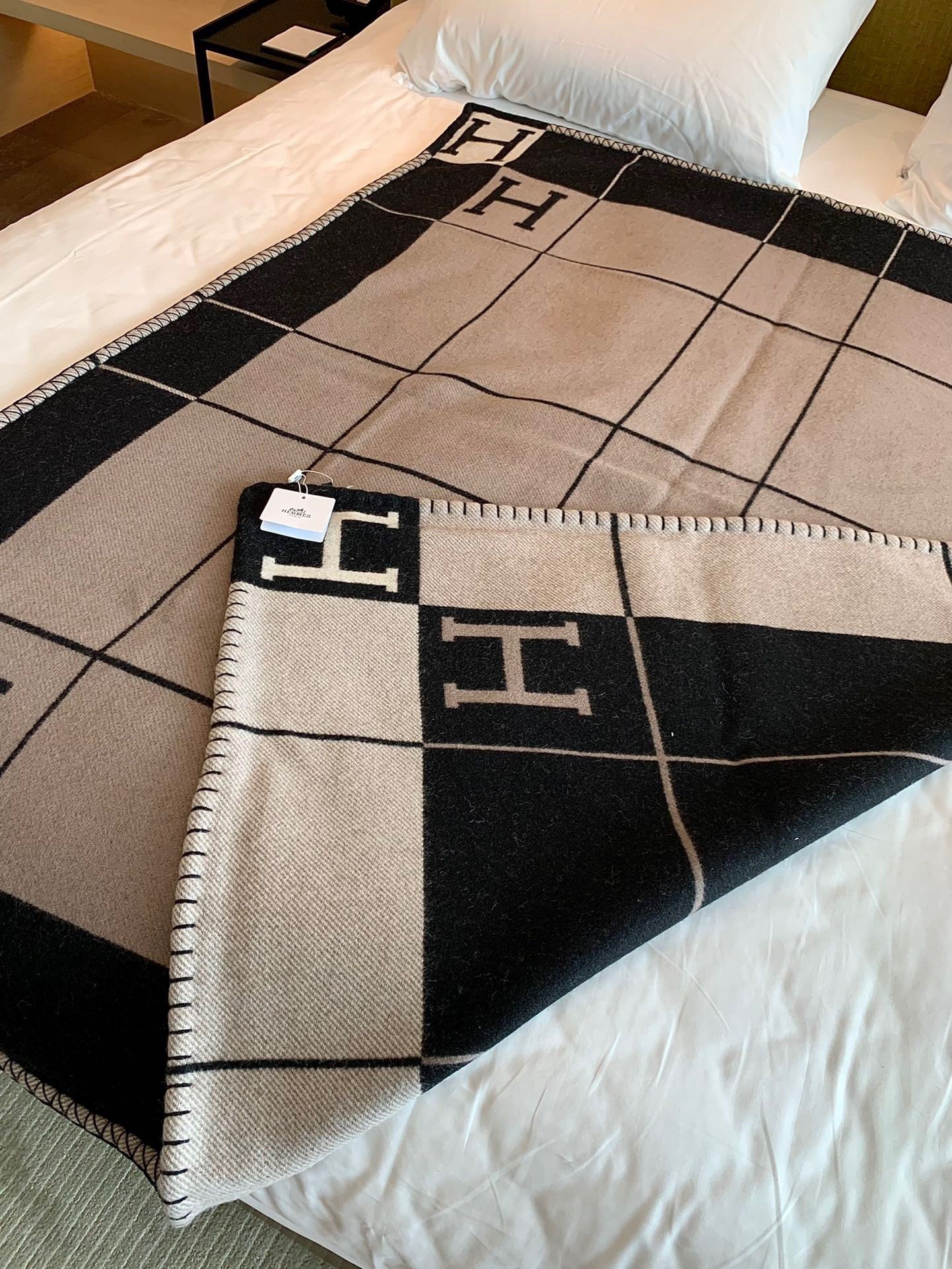 Hermes Avalon III Throw Blanket in Black Wool and Cashmere