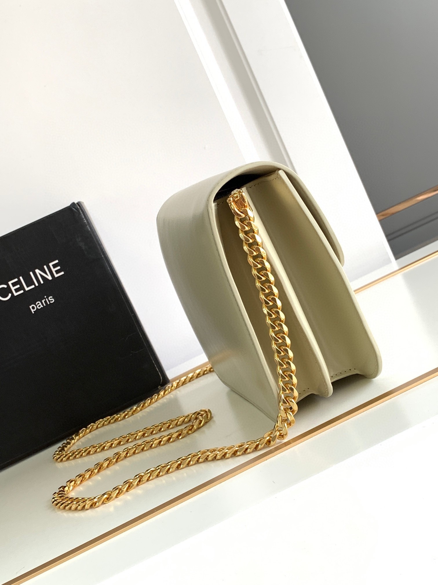 Celine College Triomphe Chain Bag in Pampa Leather