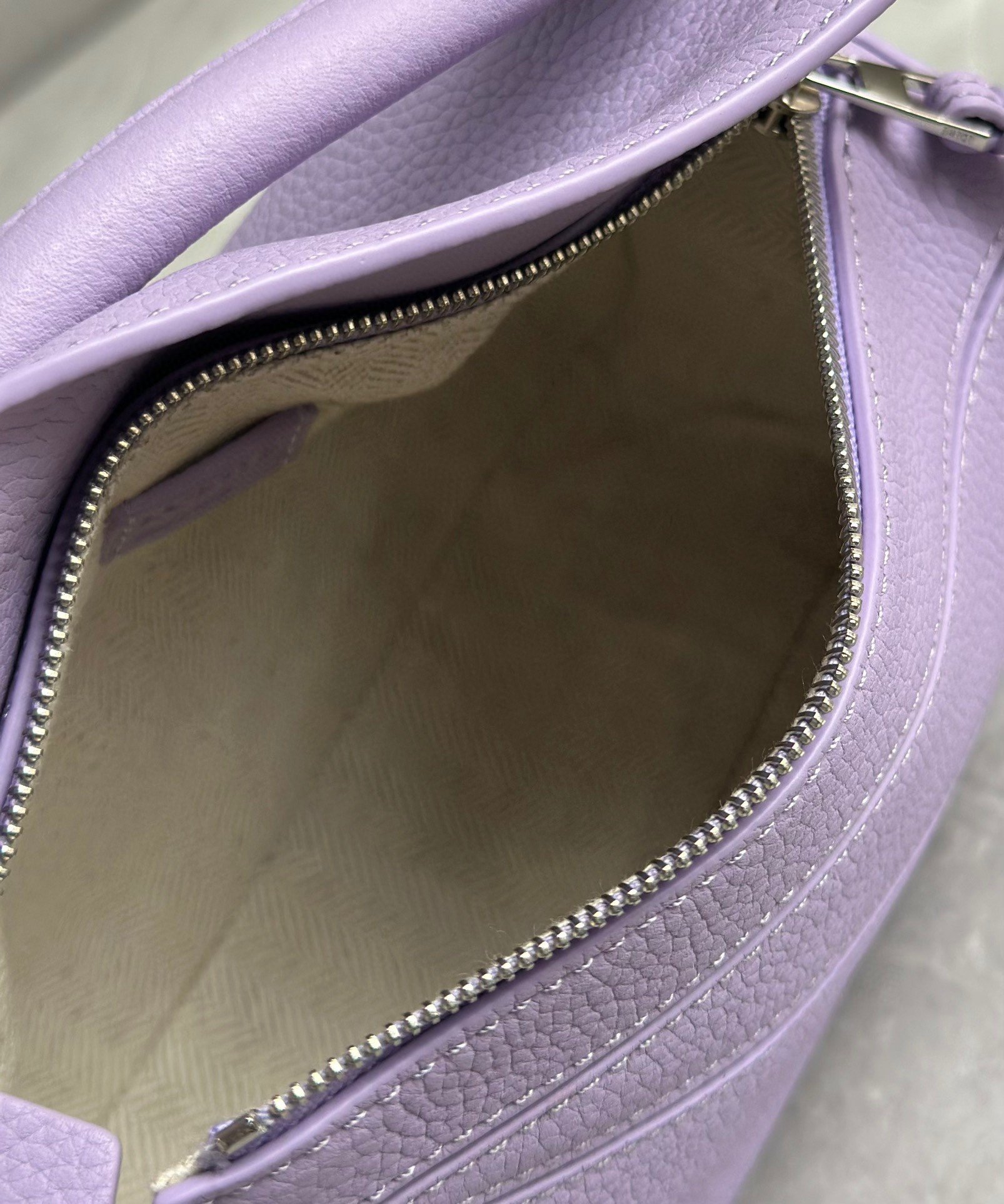 Loewe Puzzle Mini Bag In Lilas Grained Calfskin