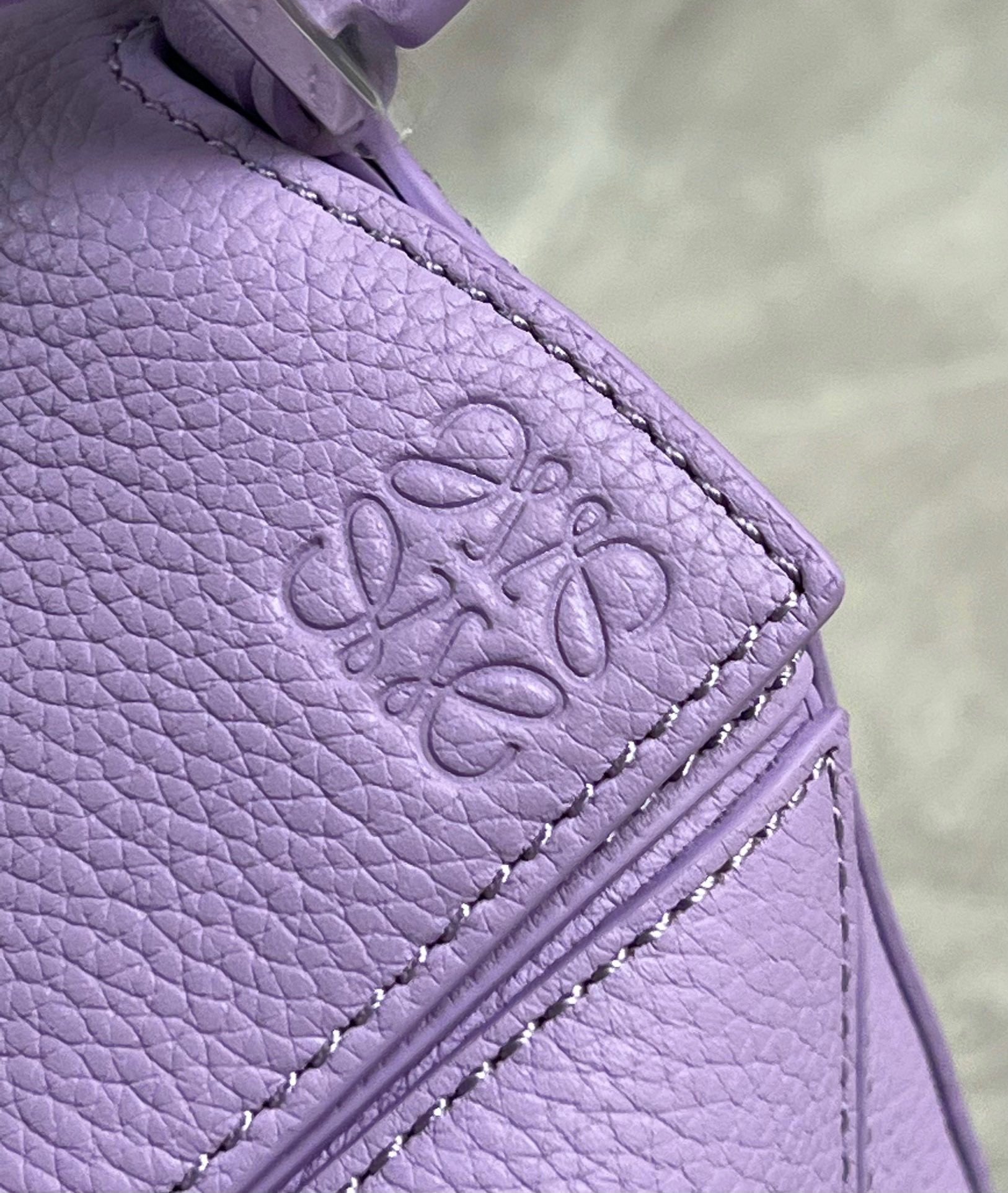 Loewe Puzzle Mini Bag In Lilas Grained Calfskin