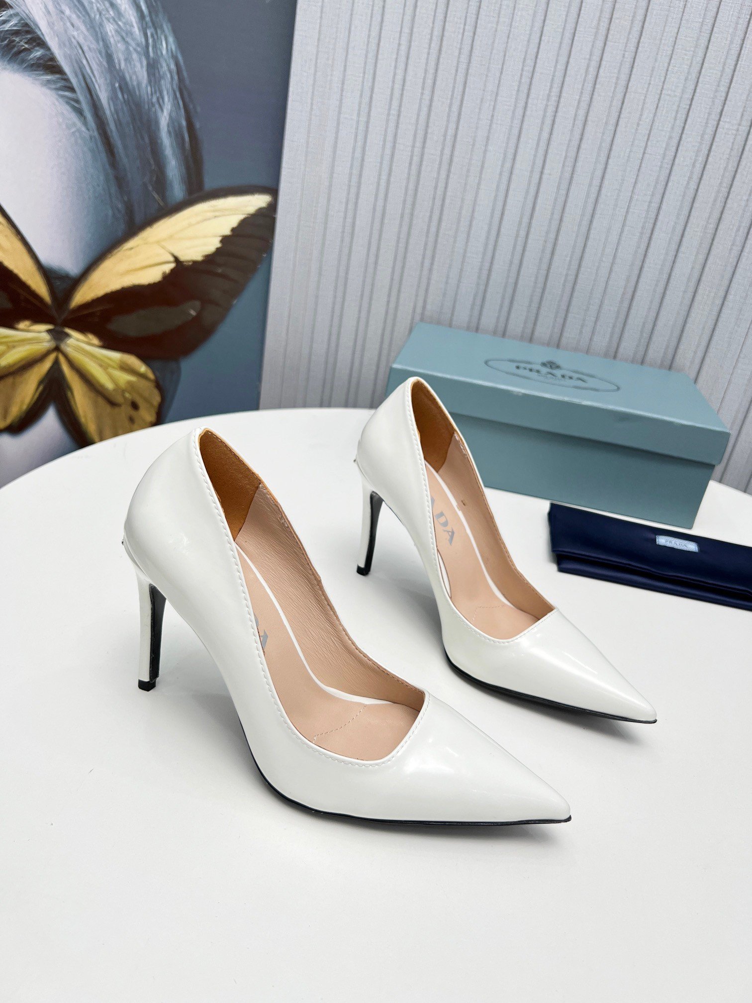 Prada Pumps 95mm in White Patent Leather