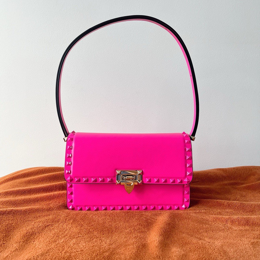 Valentino Rockstud23 Shoulder Bag in Pink Calfskin