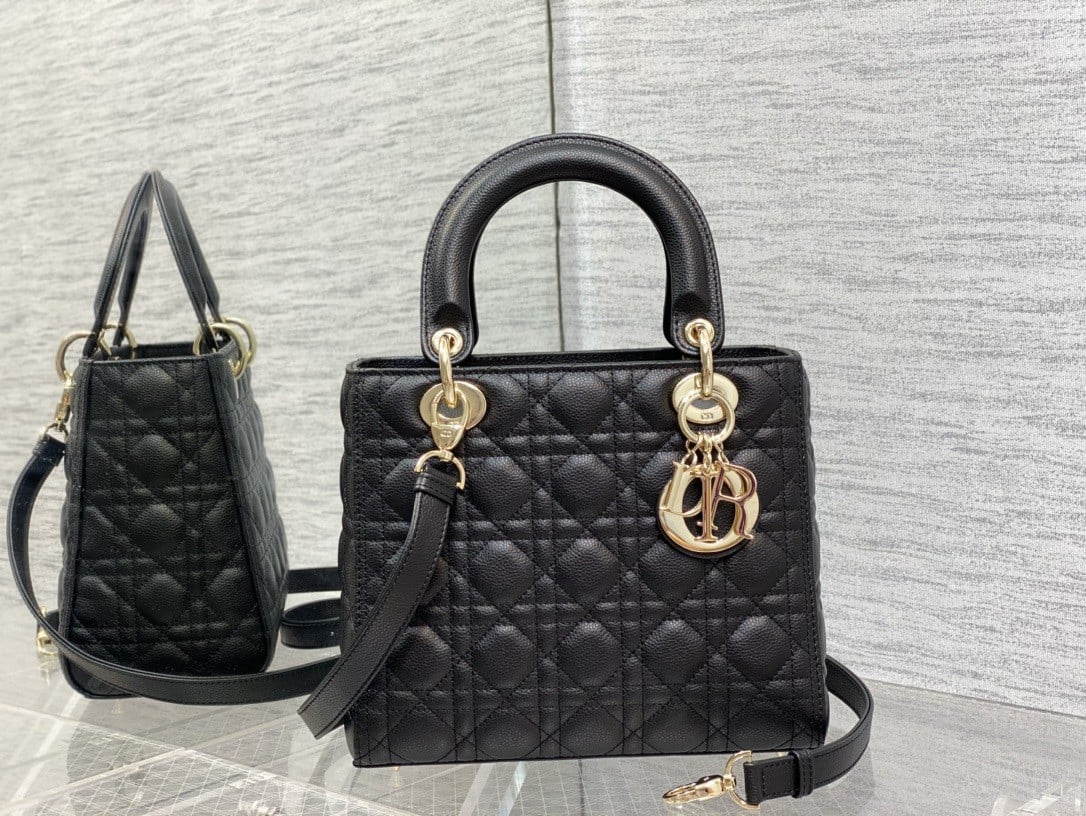 Dior Lady Dior Medium Bag in Noir Grained Calfskin