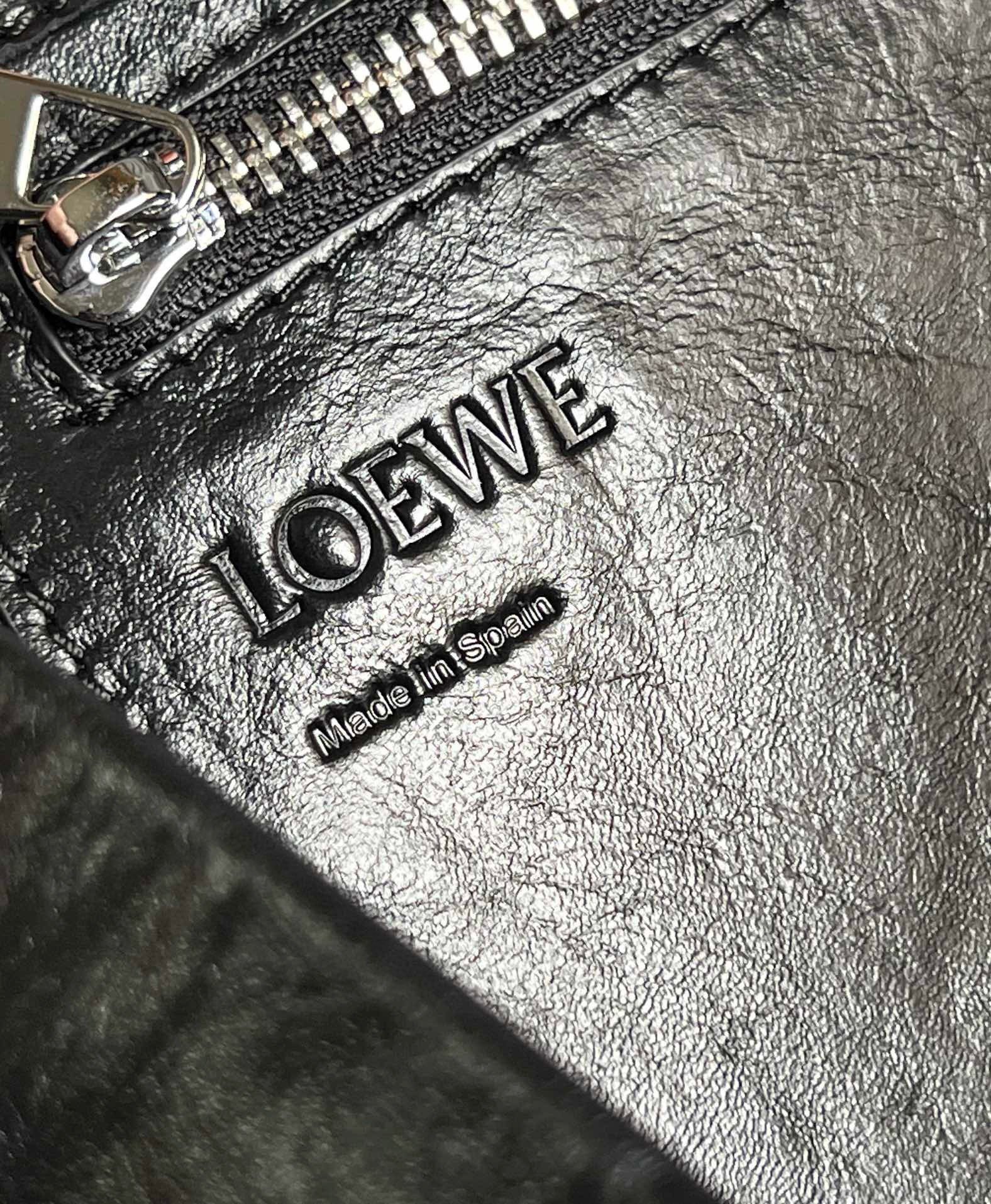 Loewe Fold Shopper Bag in Black Paper Calfskin