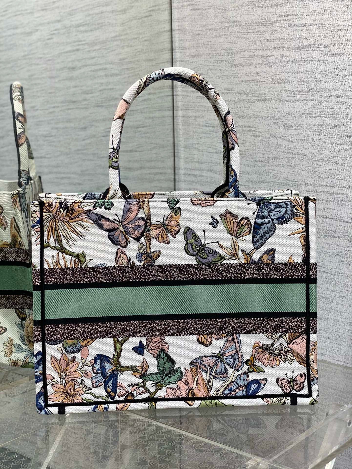 Dior Medium Book Tote Bag in White Toile de Jouy Mexico Embroidery