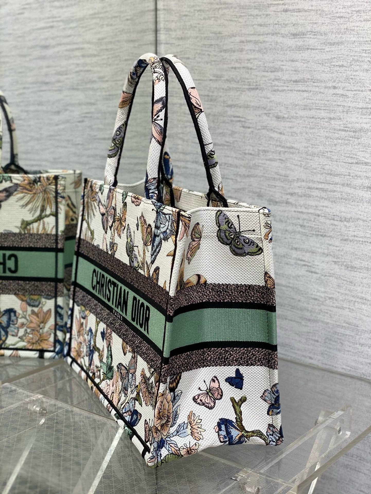 Dior Medium Book Tote Bag in White Toile de Jouy Mexico Embroidery