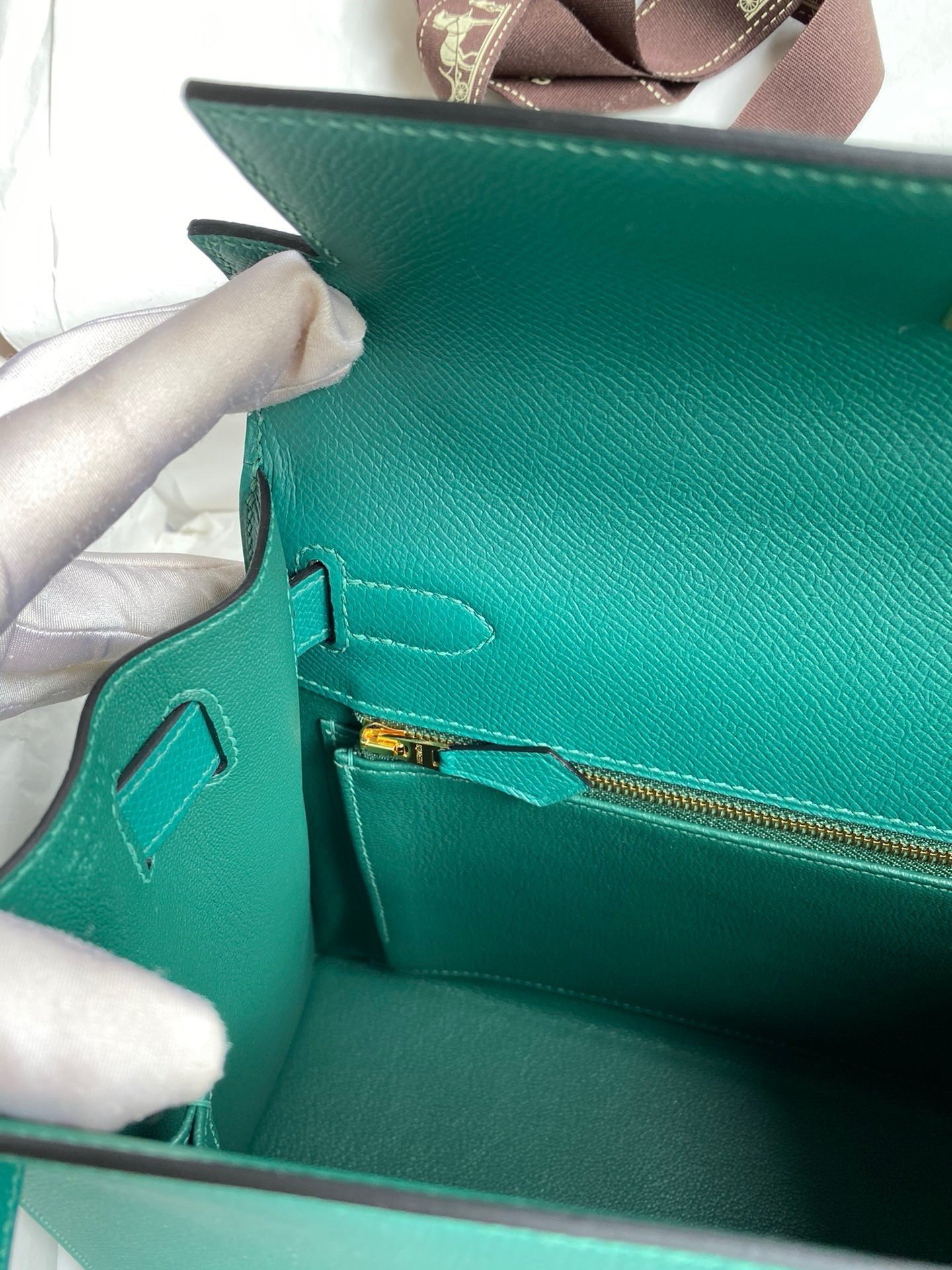 Hermes Kelly Sellier 32 Handmade Bag in Malachite Epsom Calfskin