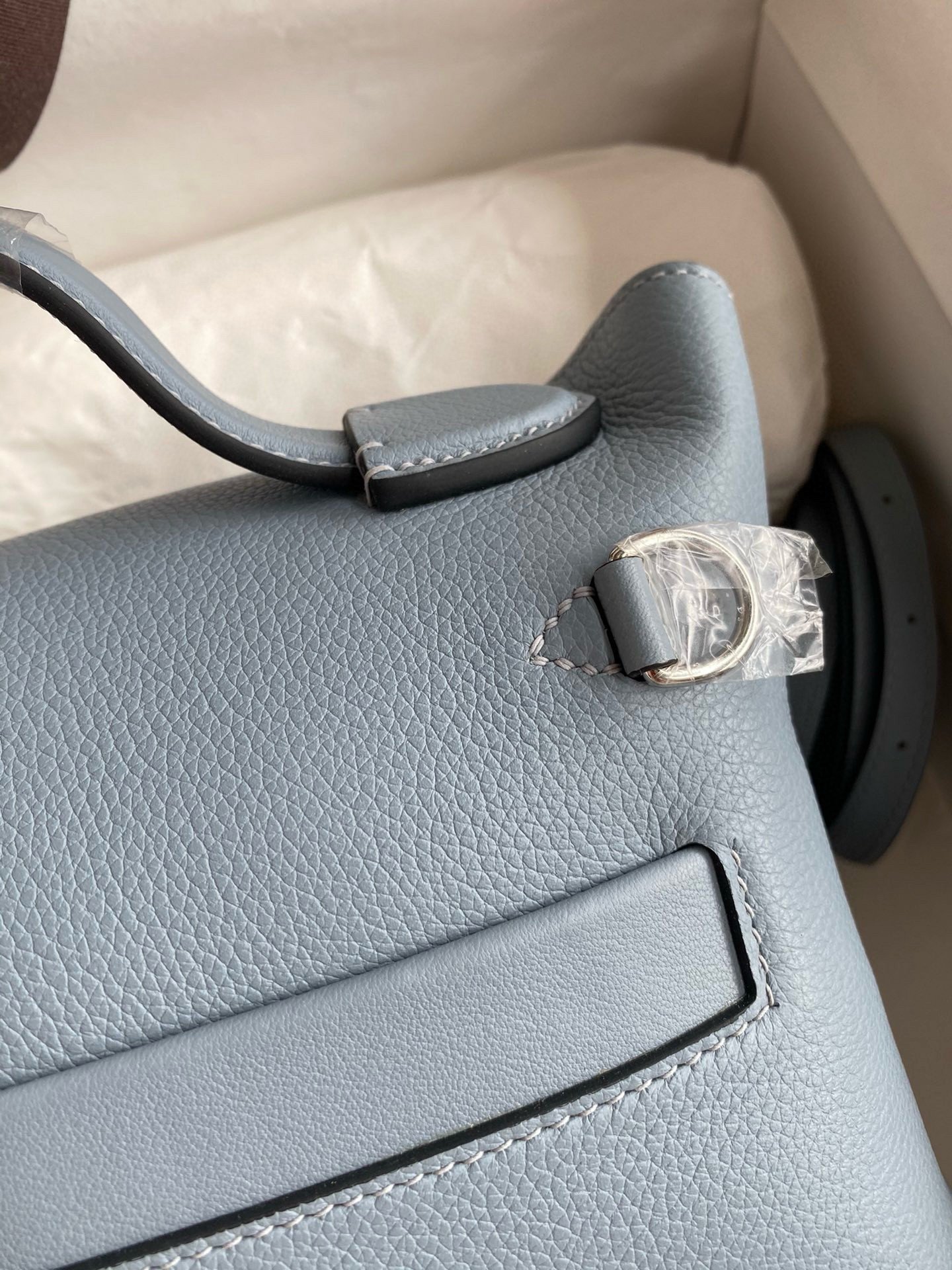 Hermes 24/24 Mini 21 Handmade Bag in Blue Lin Evercolor Leather