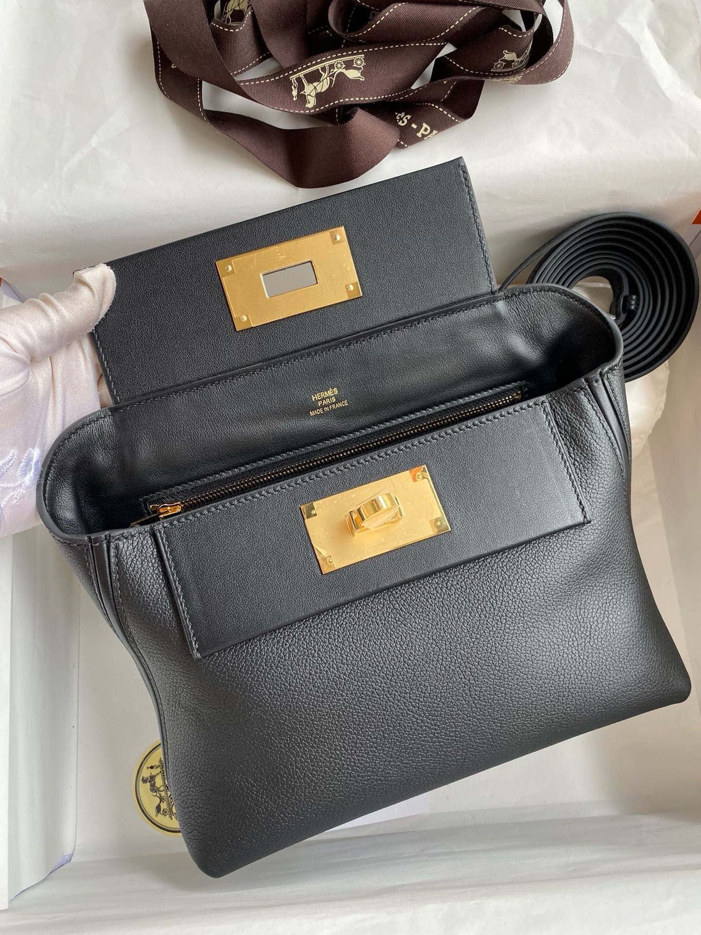 Hermes 24/24 Mini 21 Handmade Bag in Black Evercolor Leather