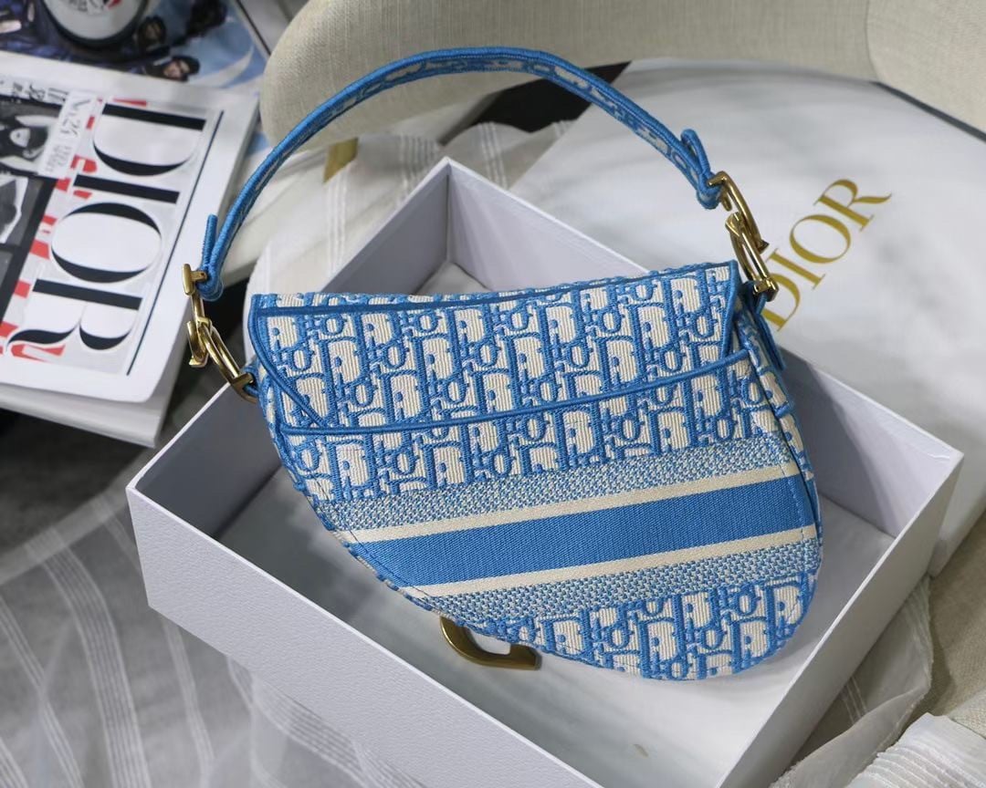 Dior Saddle Bag In Cornflower Blue Dior Oblique Embroidery