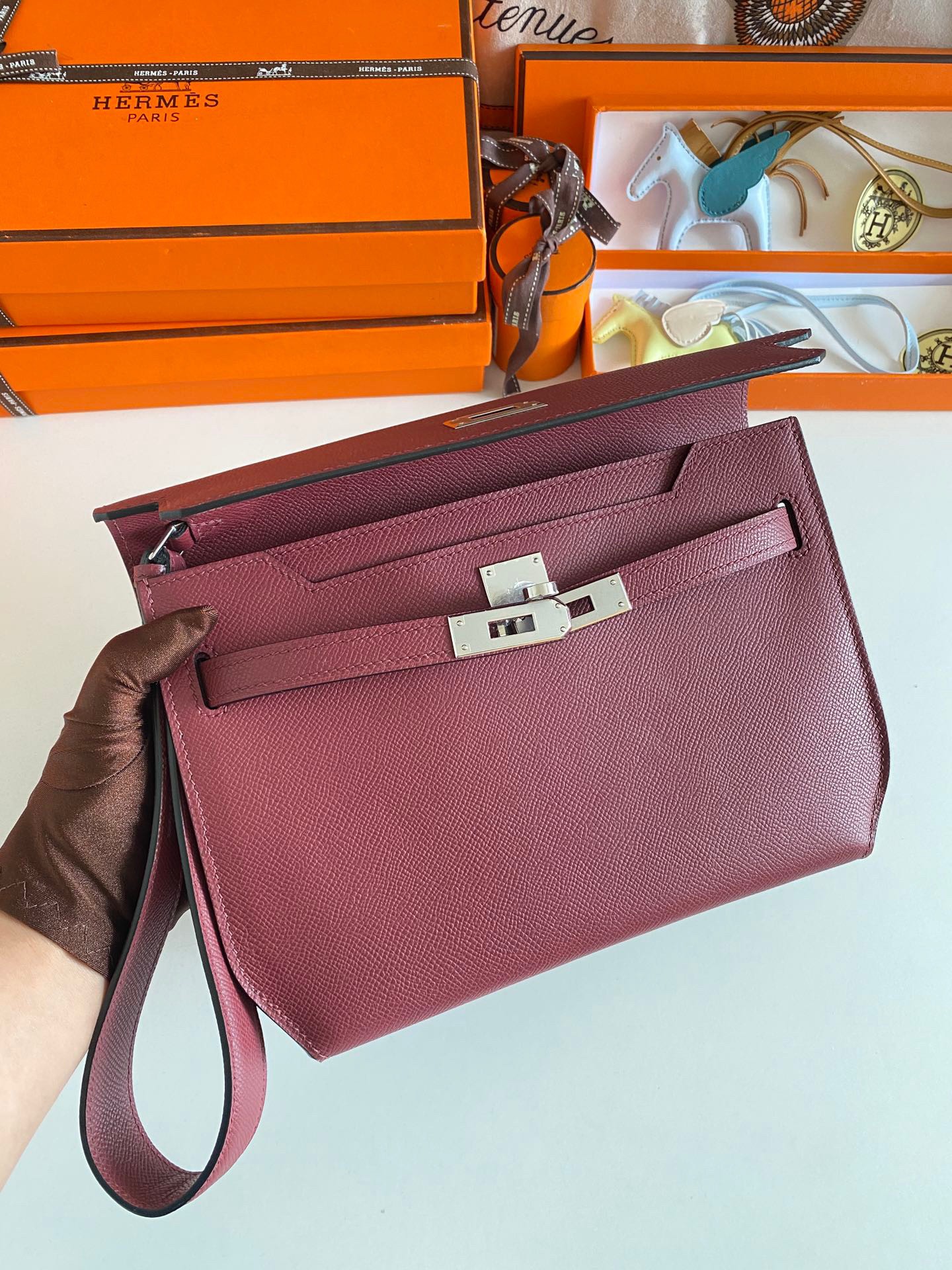 Hermes Kelly Depeches 25 Pouch in Bordeaux Epsom Calfskin