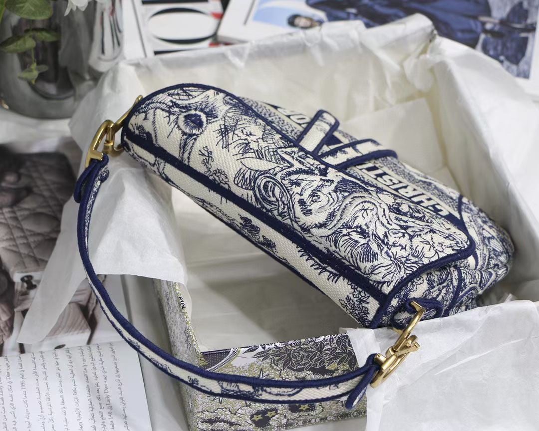 Dior Saddle Bag In Blue Toile de Jouy Embroidery