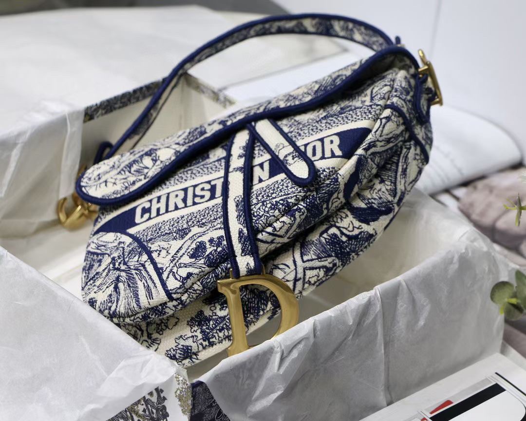 Dior Saddle Bag In Blue Toile de Jouy Embroidery