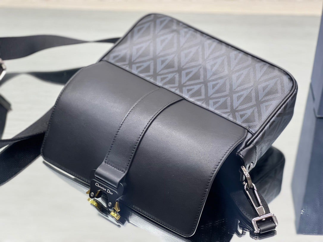 Dior Hit the Road Messenger Bag In Black CD Diamond Canvas