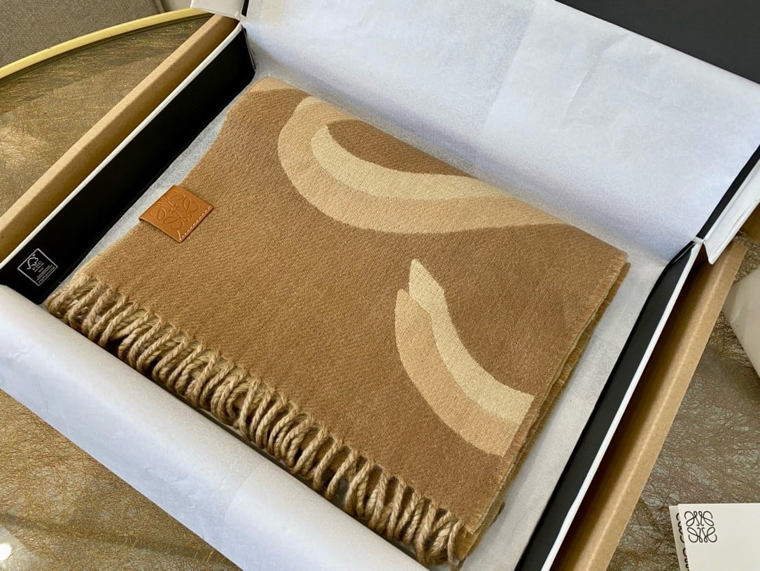 Loewe Scarf in Camel Wool and Cashmere