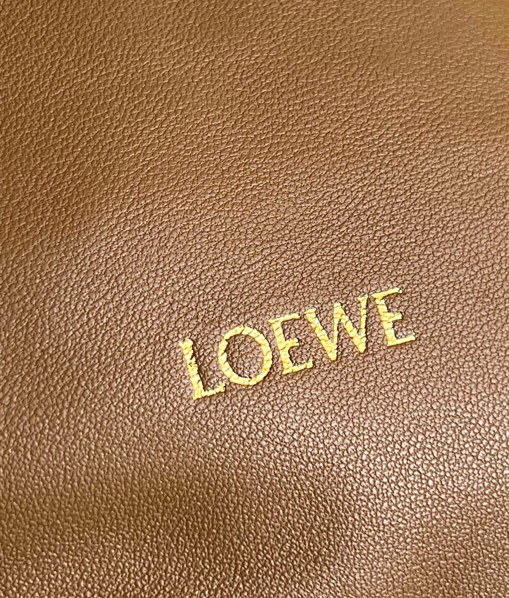 Loewe Small Squeeze Bag in Brown Nappa Lambskin