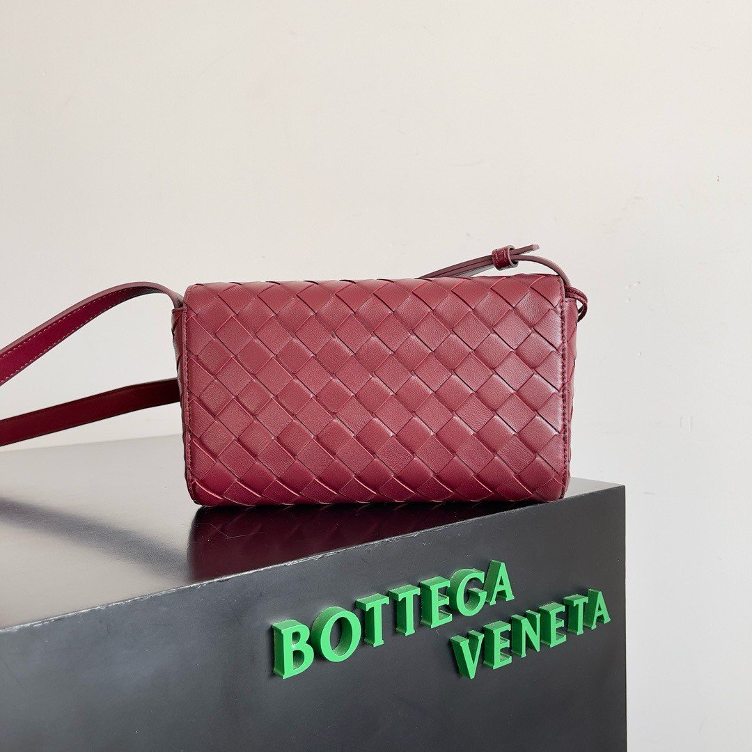 Bottega Veneta Mini Andiamo Cross-Body Bag in Barolo Intrecciato Lambskin