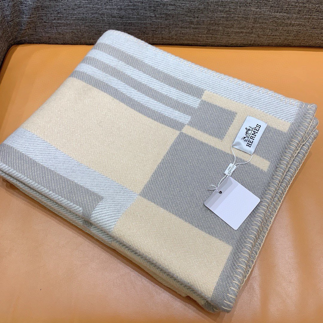 Hermes Ithaque Blanket in Grey Wool and Cashmere