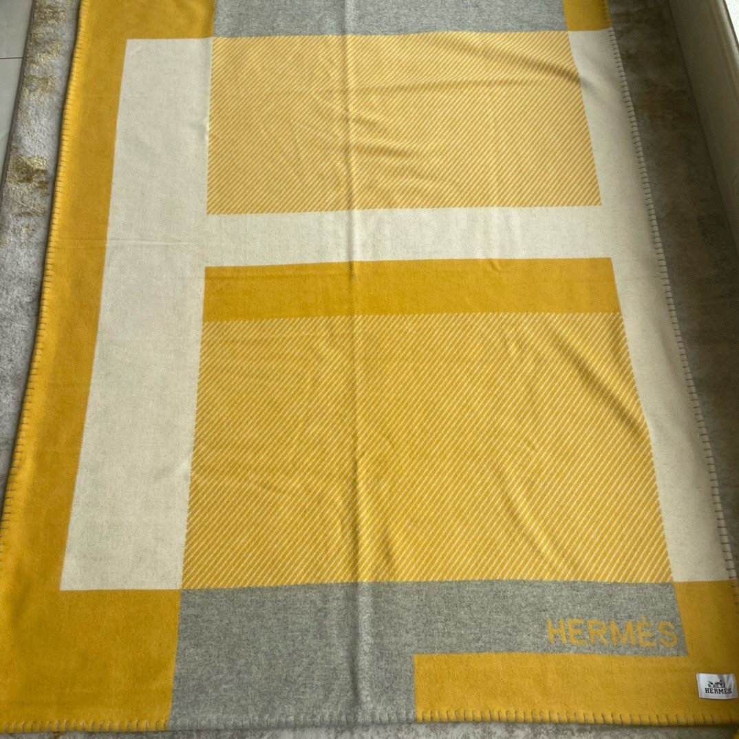 Hermes H Riviera Blanket in Yellow Wool and Cashmere