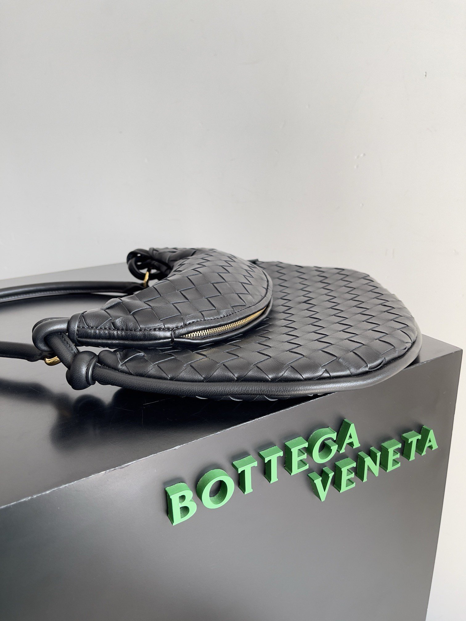 Bottega Veneta Gemelli Medium Bag in Black Intrecciato Lambskin