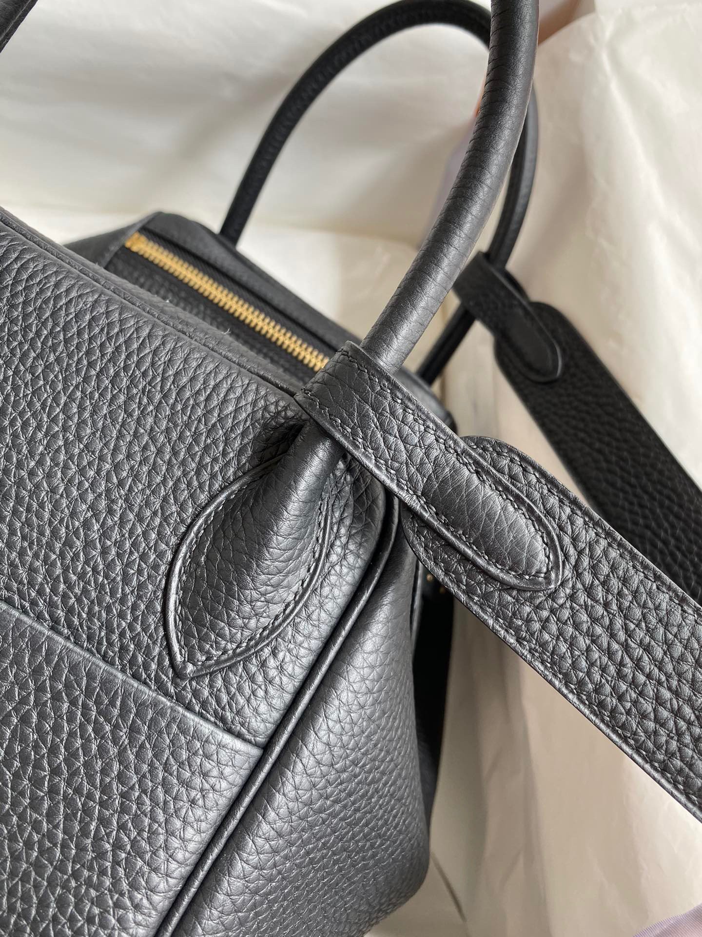 Hermes Lindy 30 Handmade Bag In Black Clemence Leather