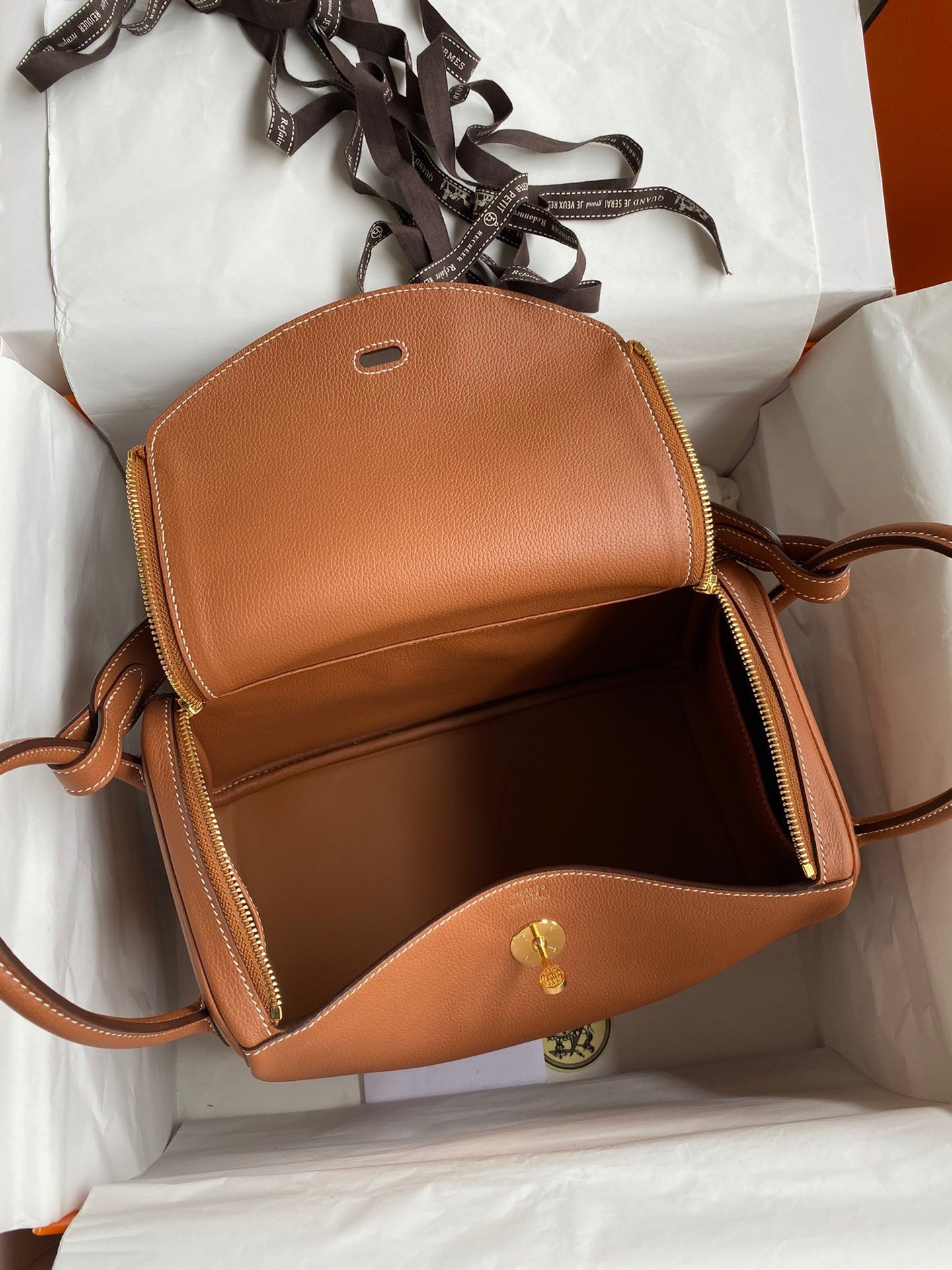 Hermes Lindy 30 Handmade Bag In Gold Evercolor Leather