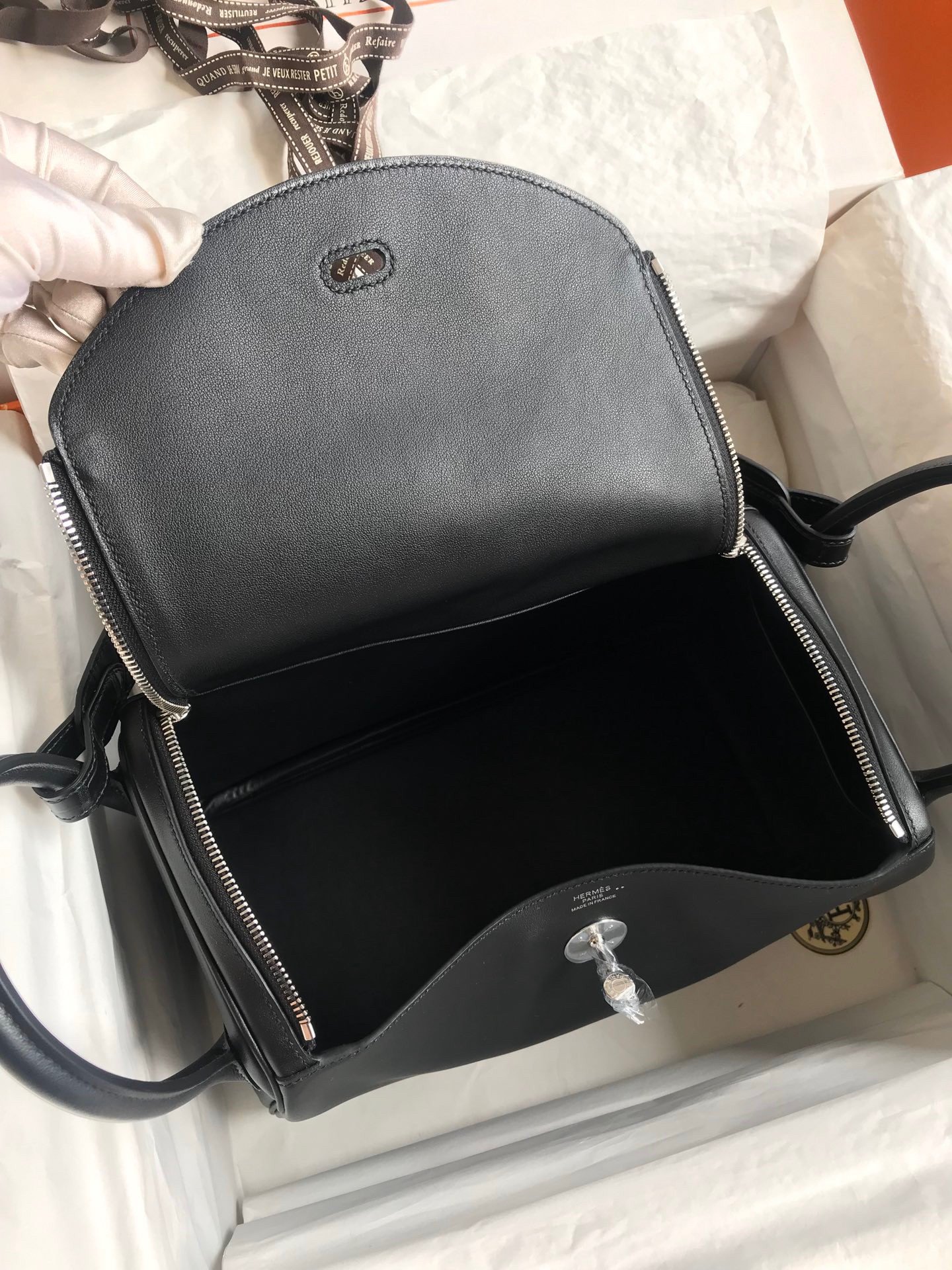 Hermes Touch Lindy 30 Handmade Bag In Black Swift Calfskin