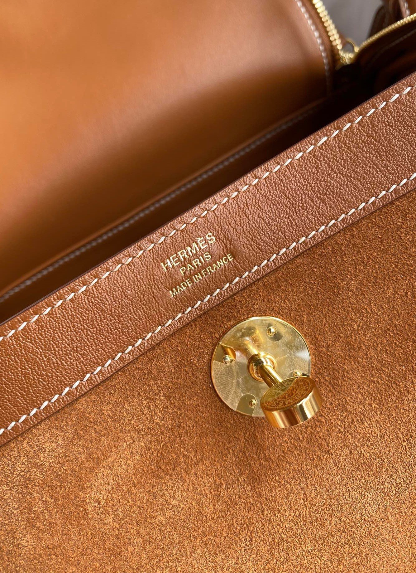 Hermes Lindy 30 Handmade Bag In Gold Doblis Suede Calfskin